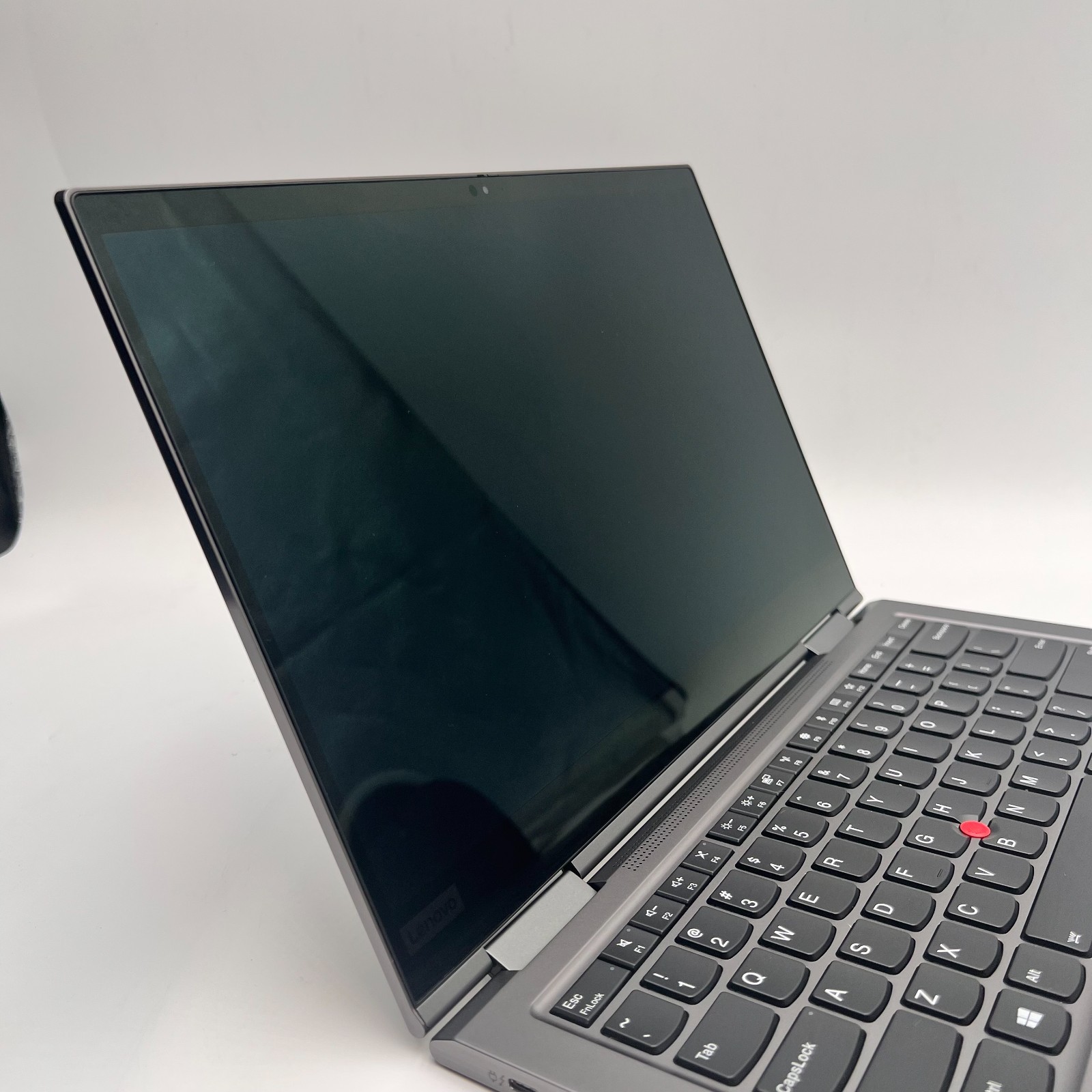 Lenovo ThinkPad X1 Yoga 4th Gen 14″ i7-8665U 16GB RAM 512GB SSD No OS | TESTED