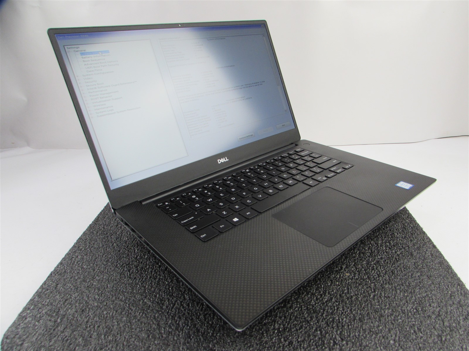 DELL PRECISION 5540 1920X1080 FHD I7-9850H 512GB SSD 16GB RAM T2000 NO O.S