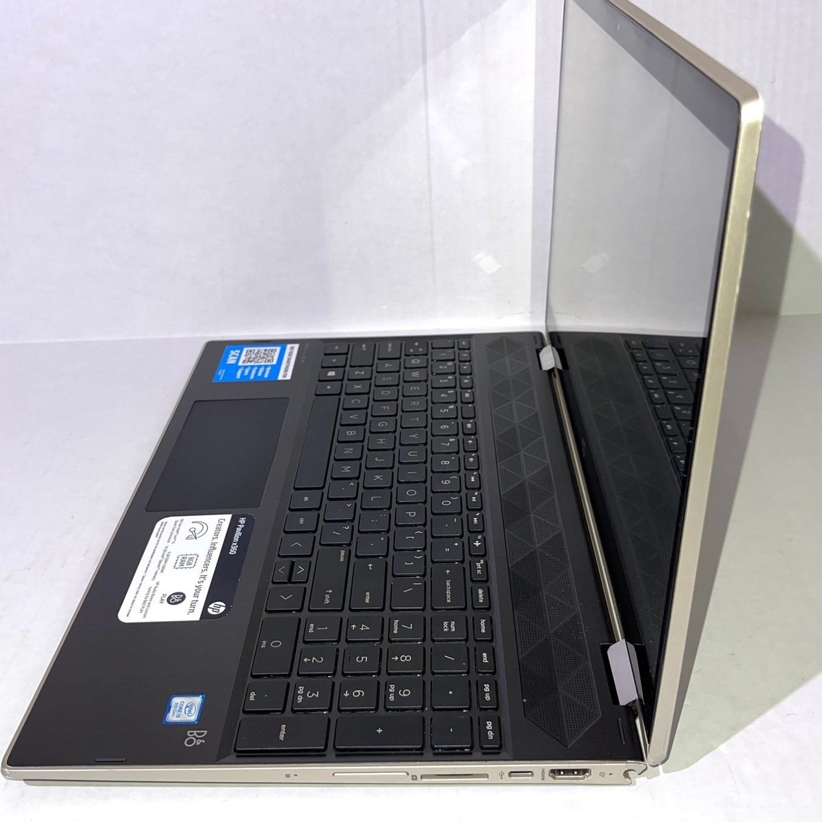 HP Pavilion x360 Laptop 2in1 i5 15.6″ HD Touchscreen 8GB RAM, 256 GB SSD