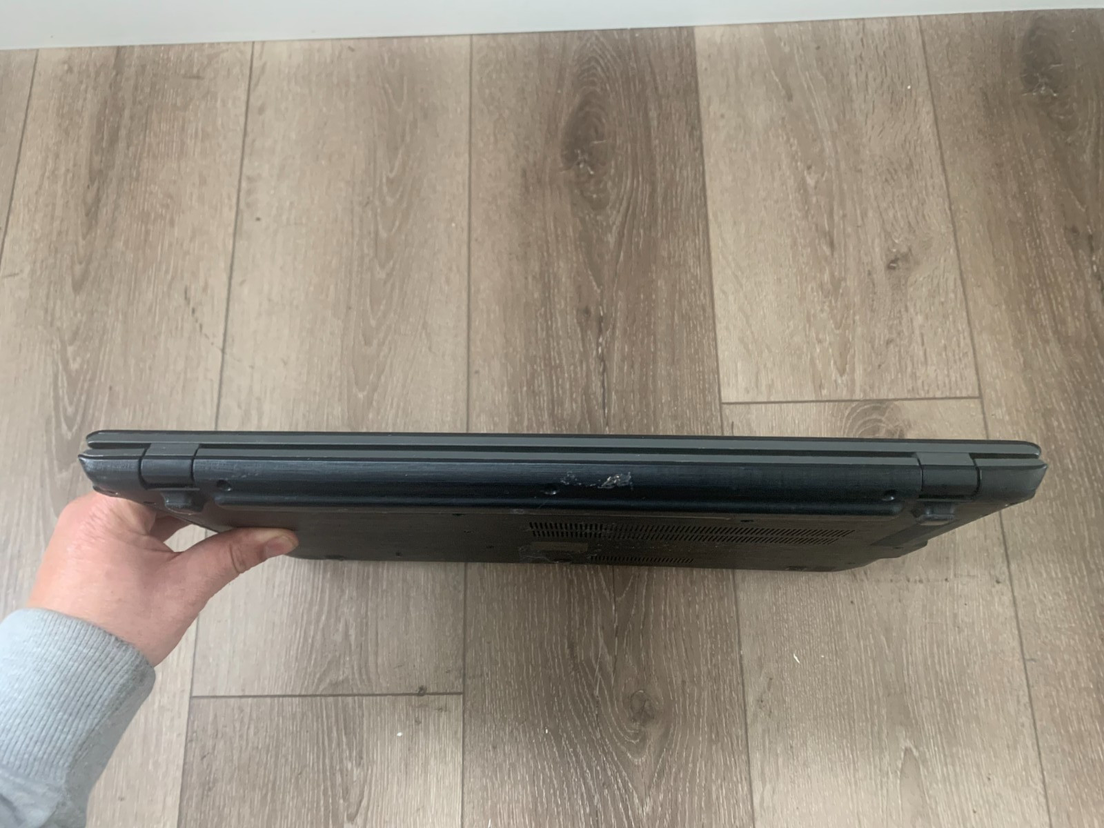 Acer Aspire E5-573-57PW 15.6″ Intel Core i5-5200U 2.20GHz 6GB RAM 500GB HDD