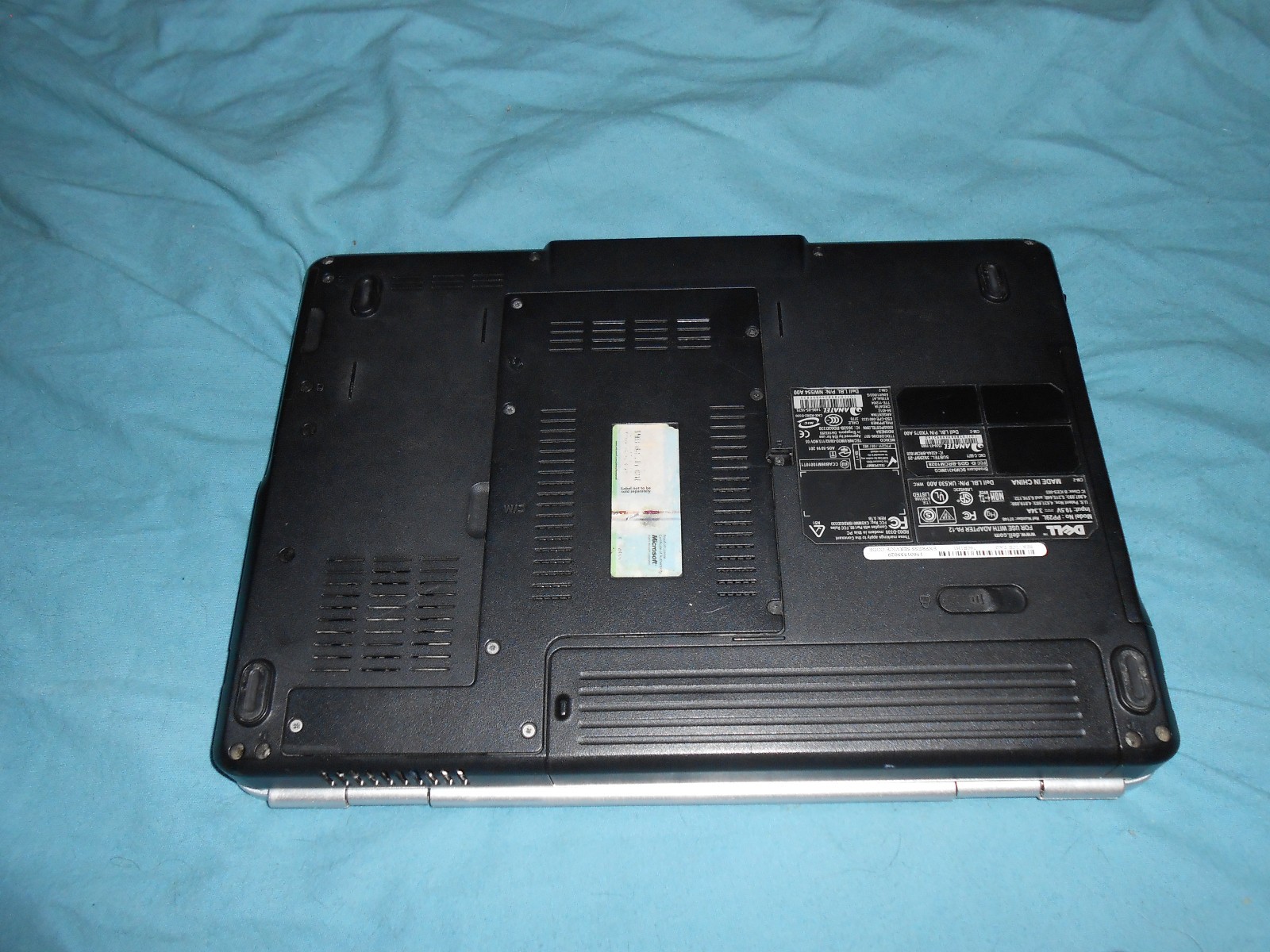 Pink Dell Inspiron 1525 15.4in. (320GB, Intel Core 2 , 2GHz,2GB) Notebook/Laptop