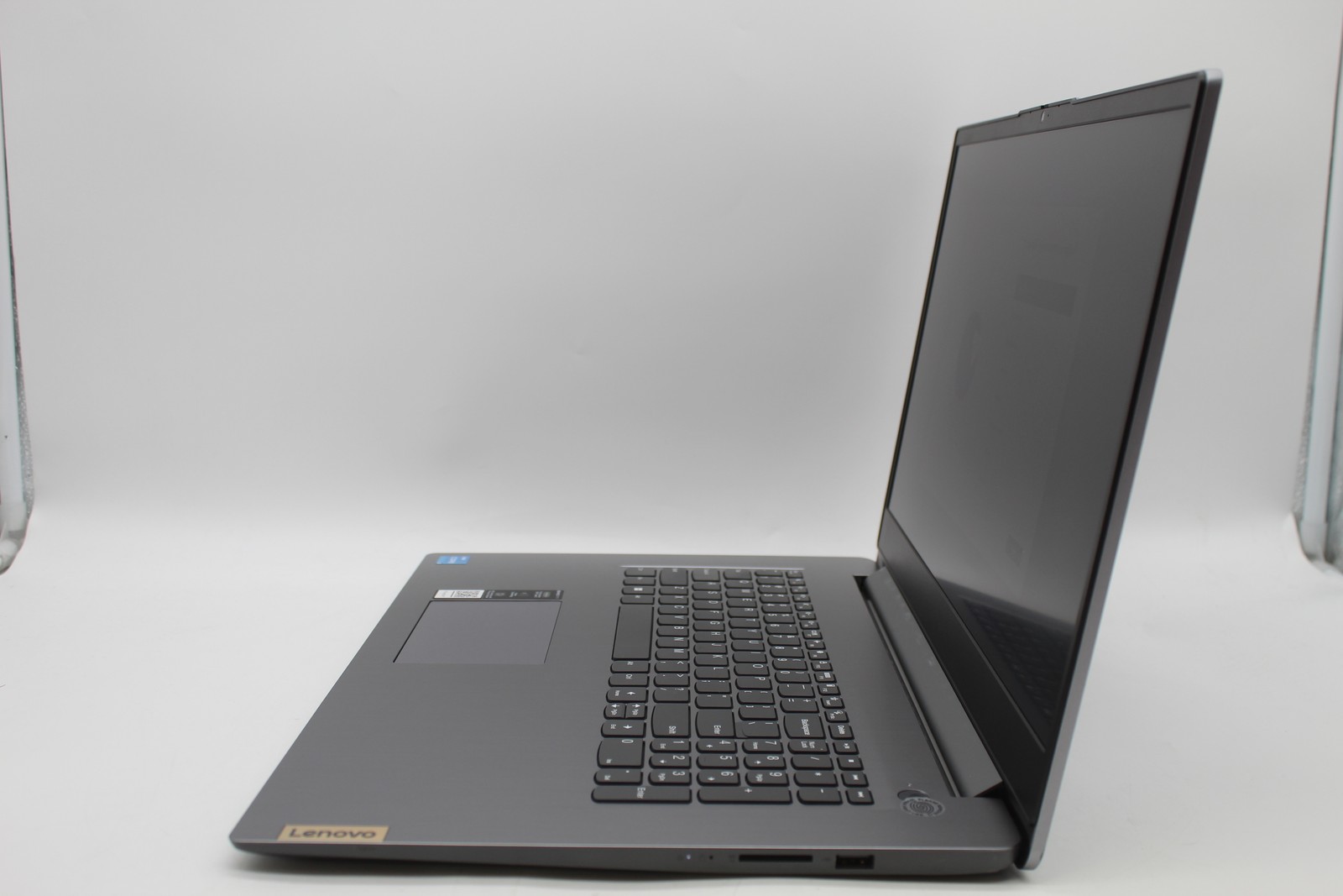 Lenovo IdeaPad 3 17.3 Intel i3-1315U 1.2GHz 8GB 512GB SSD 82X9000FUS PC1744429