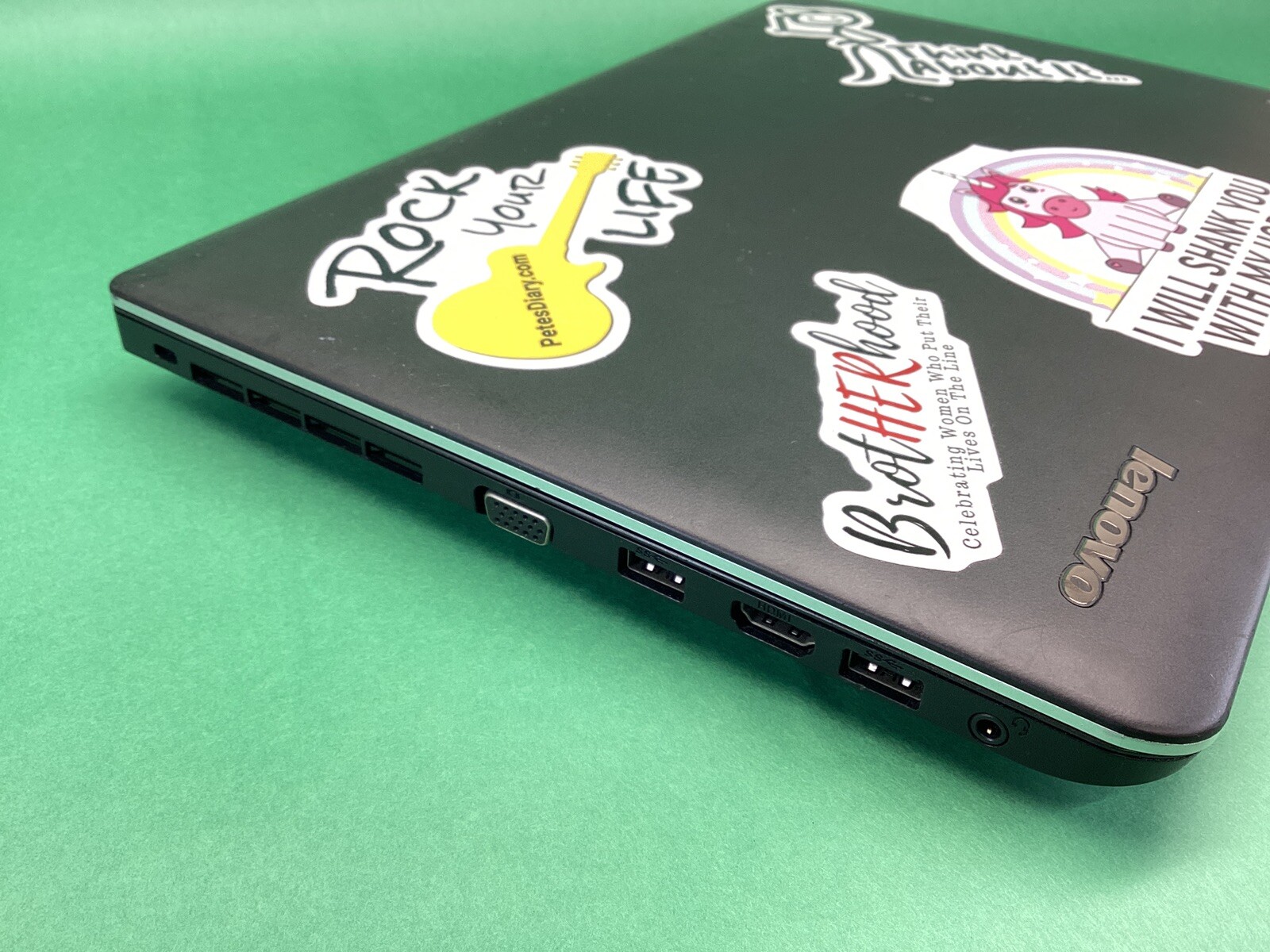 Lenovo ThinkPad Edge E440 14in laptop UNTESTED – POWERS ON