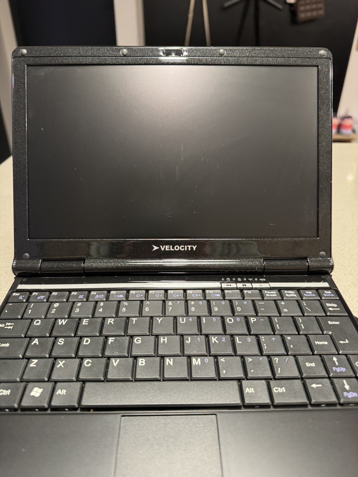 Velocity Micro NoteMagix M10 A82 Computer Windows XP Atom N270