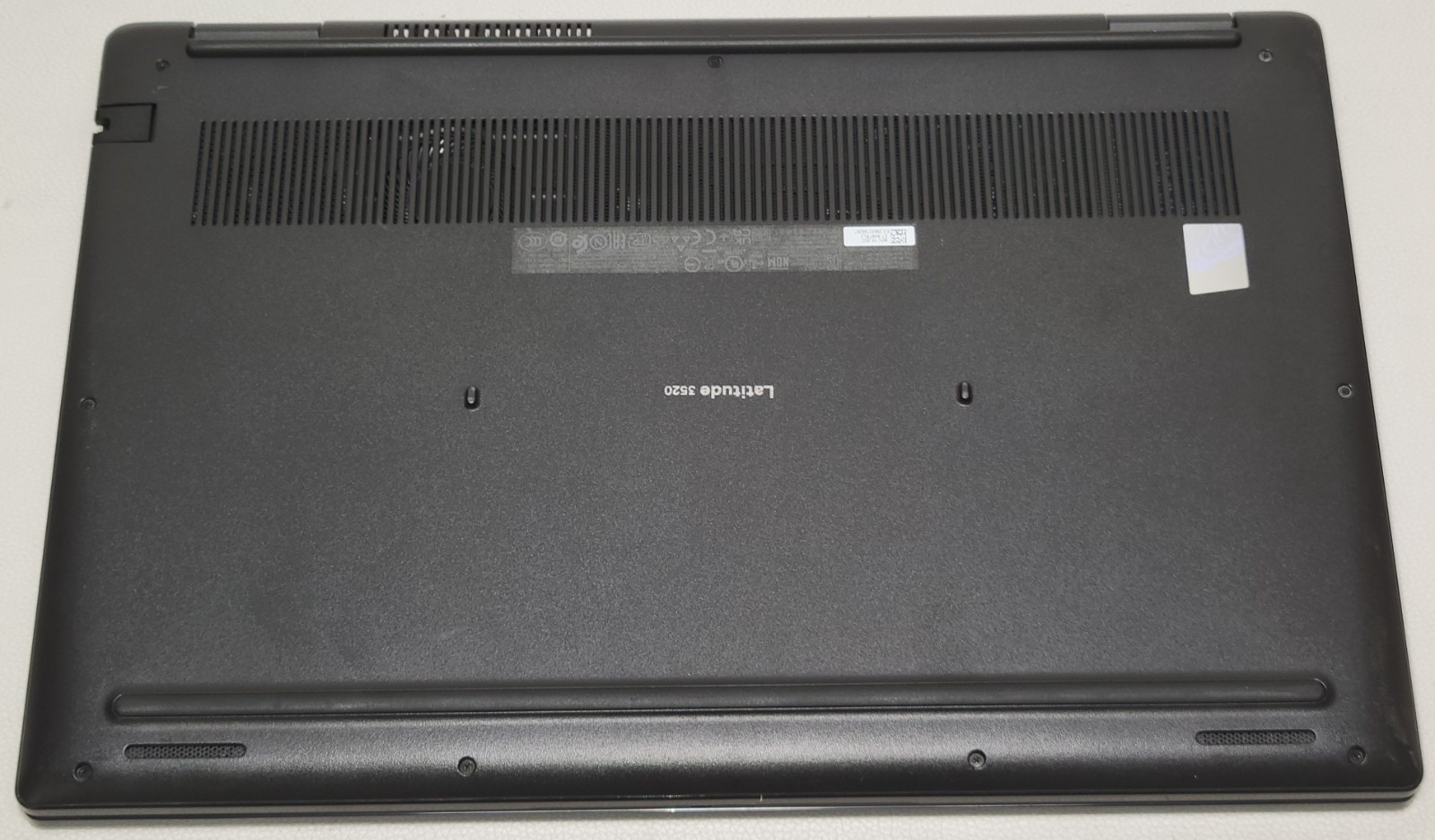 Dell Latitude 3520 i7-1165G7 16GB RAM 512GB SSD NO ADAPTER (UID TE27C00DB4)