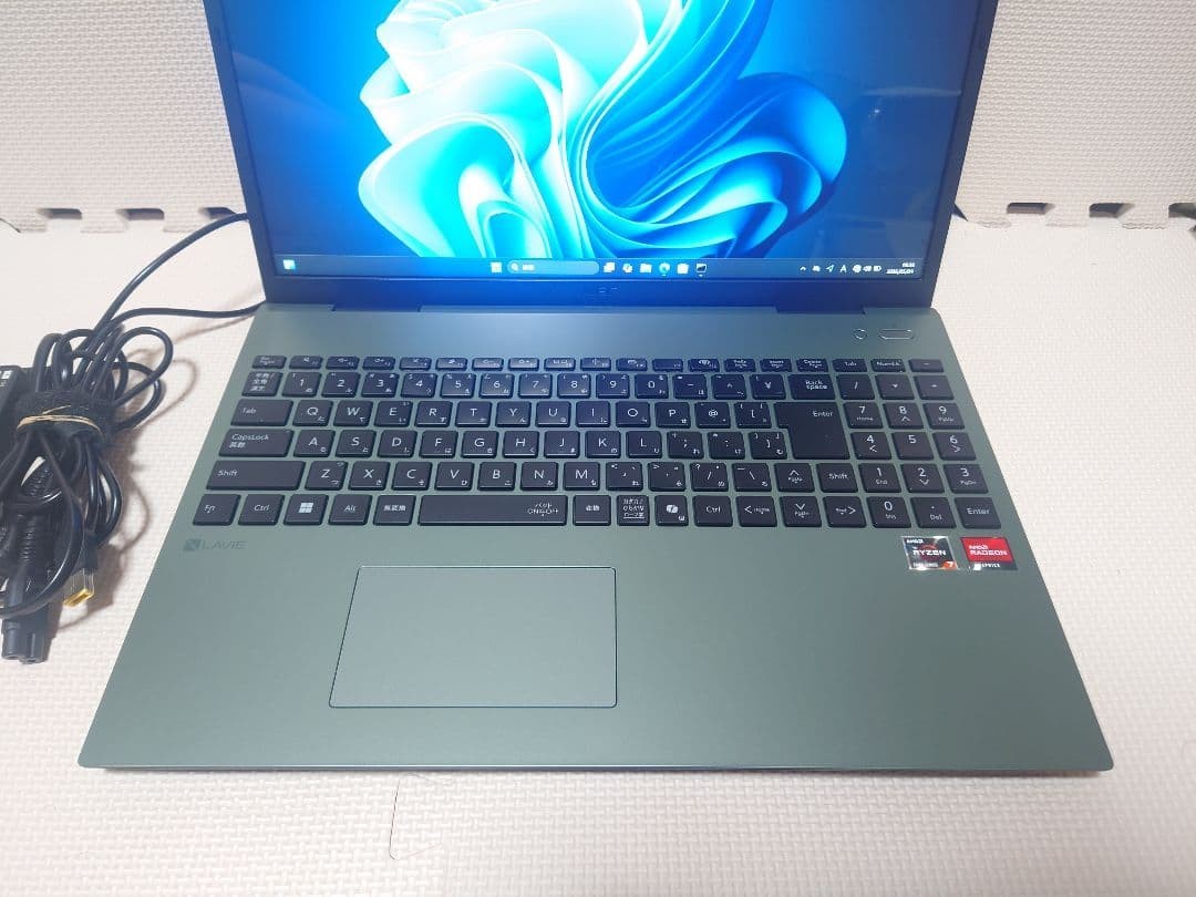NEC LAVIE N1675/KAE Ryzen 7 7735U Radeon 680 16GB SSD 512GB 16″ WUXGA Win 11 DVD
