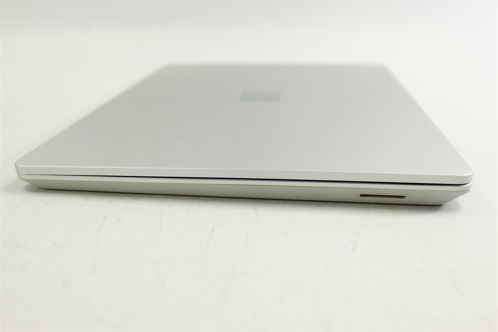 Microsoft Surface Laptop Go 2 2013 12.4″ i5-1135G7 256GB SSD 16GB RAM W11H