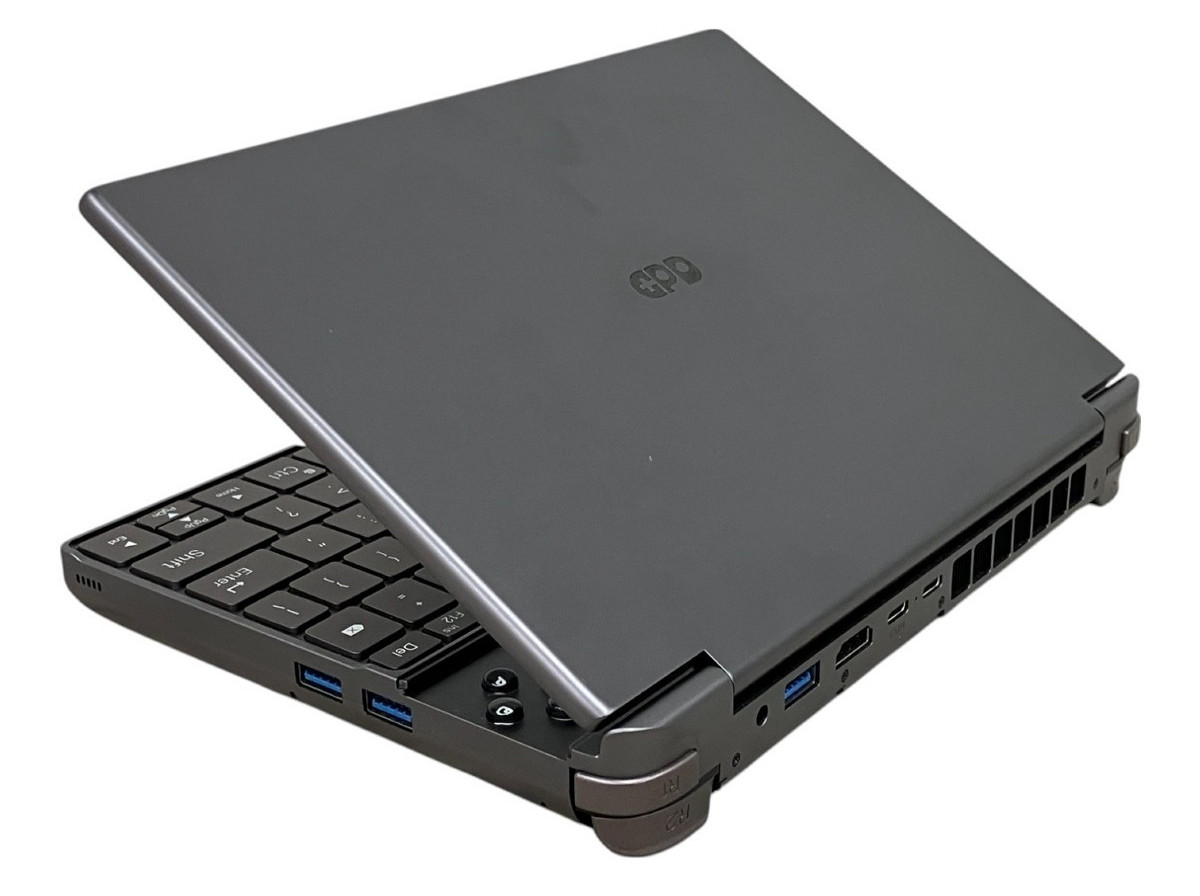 GPD WIN Max 2 Portable Gaming UMPC Ryzen 7 6800U 32GB/2TB SSD Used
