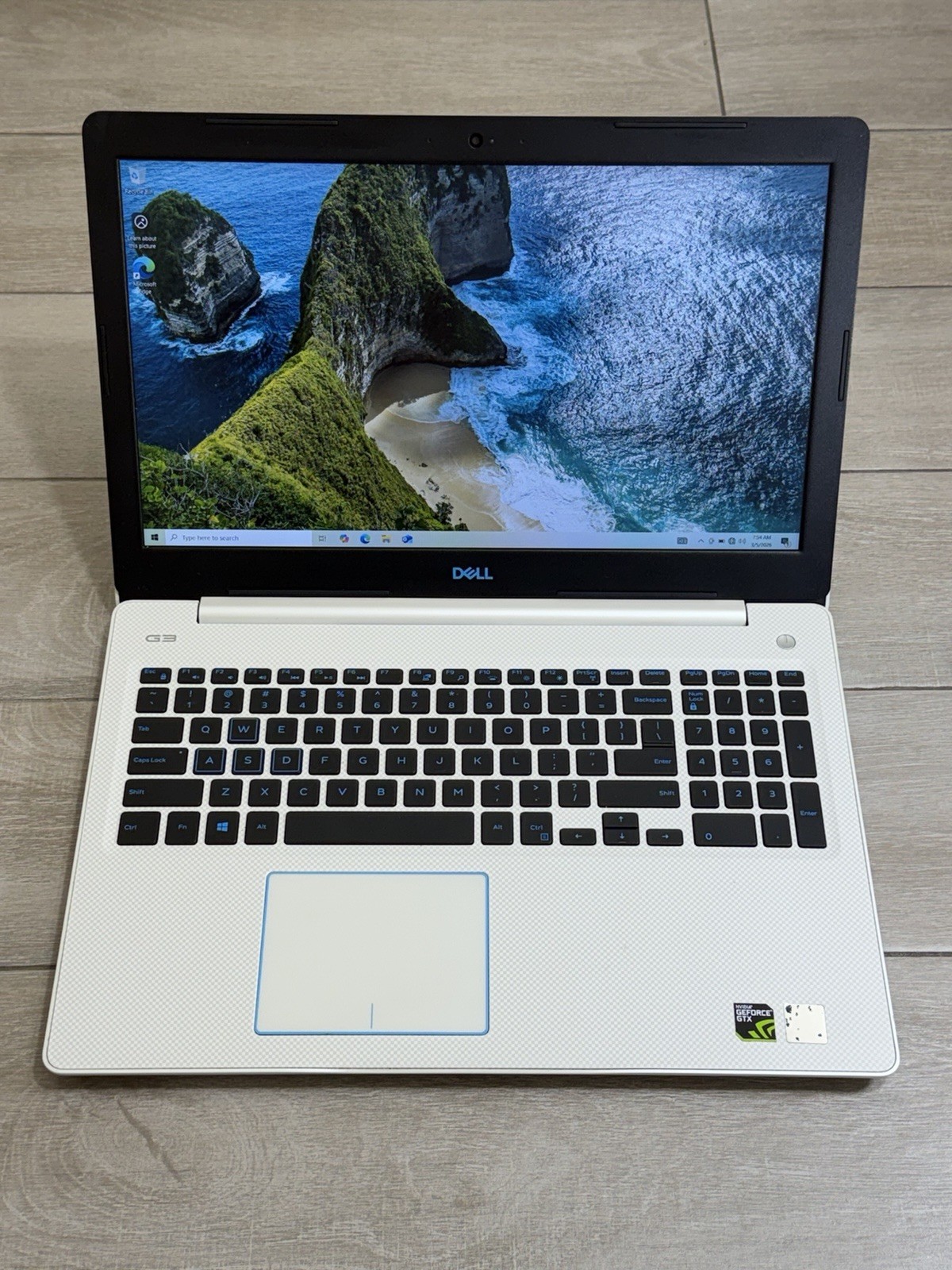 Dell G3 3579 Gaming Laptop Core i7 8750H GeForce GTX 1050 8GB RAM 1TB HDD