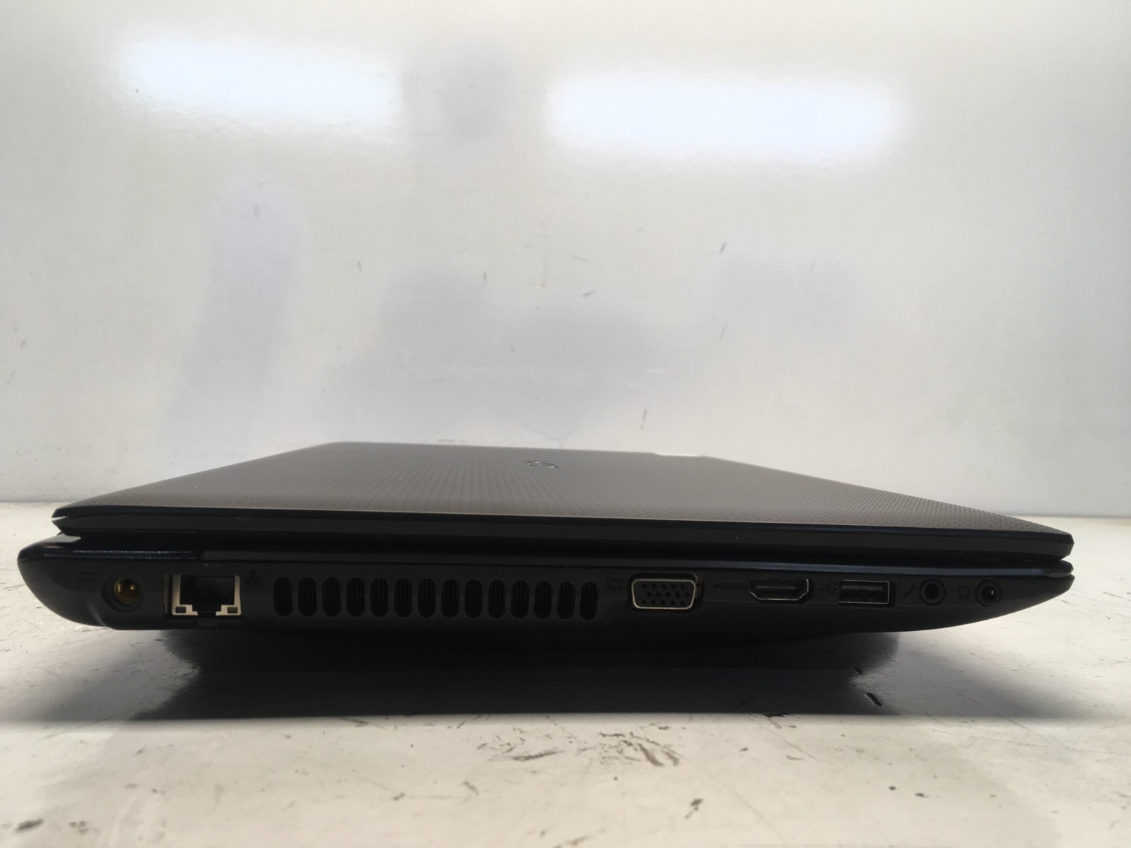 Acer Aspire 5750-6634 Intel i5-2430M 2.4GHz 4 GB NO HDD