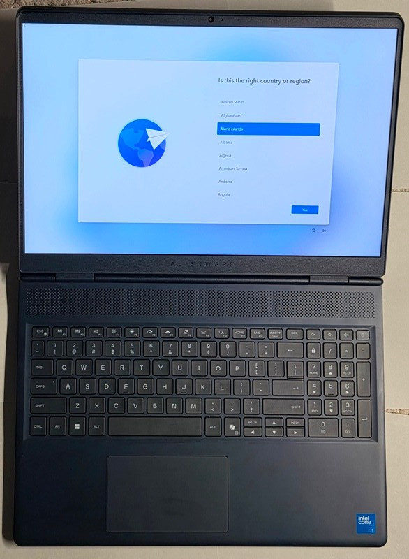 Alienware16 Aurora 16″ 2.5K Intel Core 7 Series 2 240H 32GB RAM 1TB SSD RTX 5060