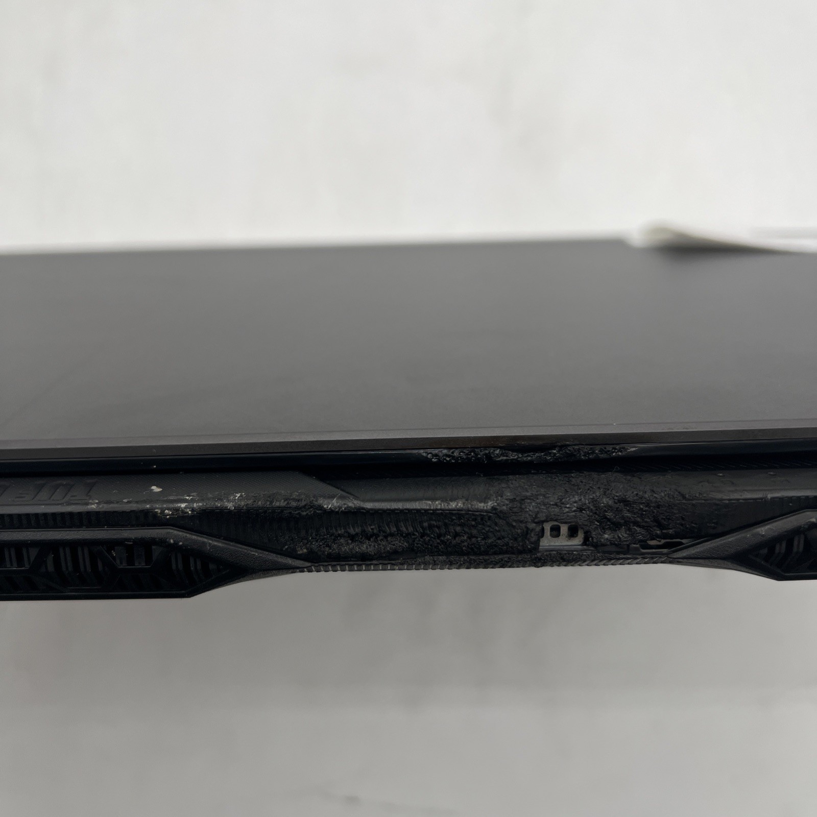 Asus TUF Gaming F17 I5 11260H 2.6GHz 8GB RAM 3050TI 512GB SSD Win11P READ
