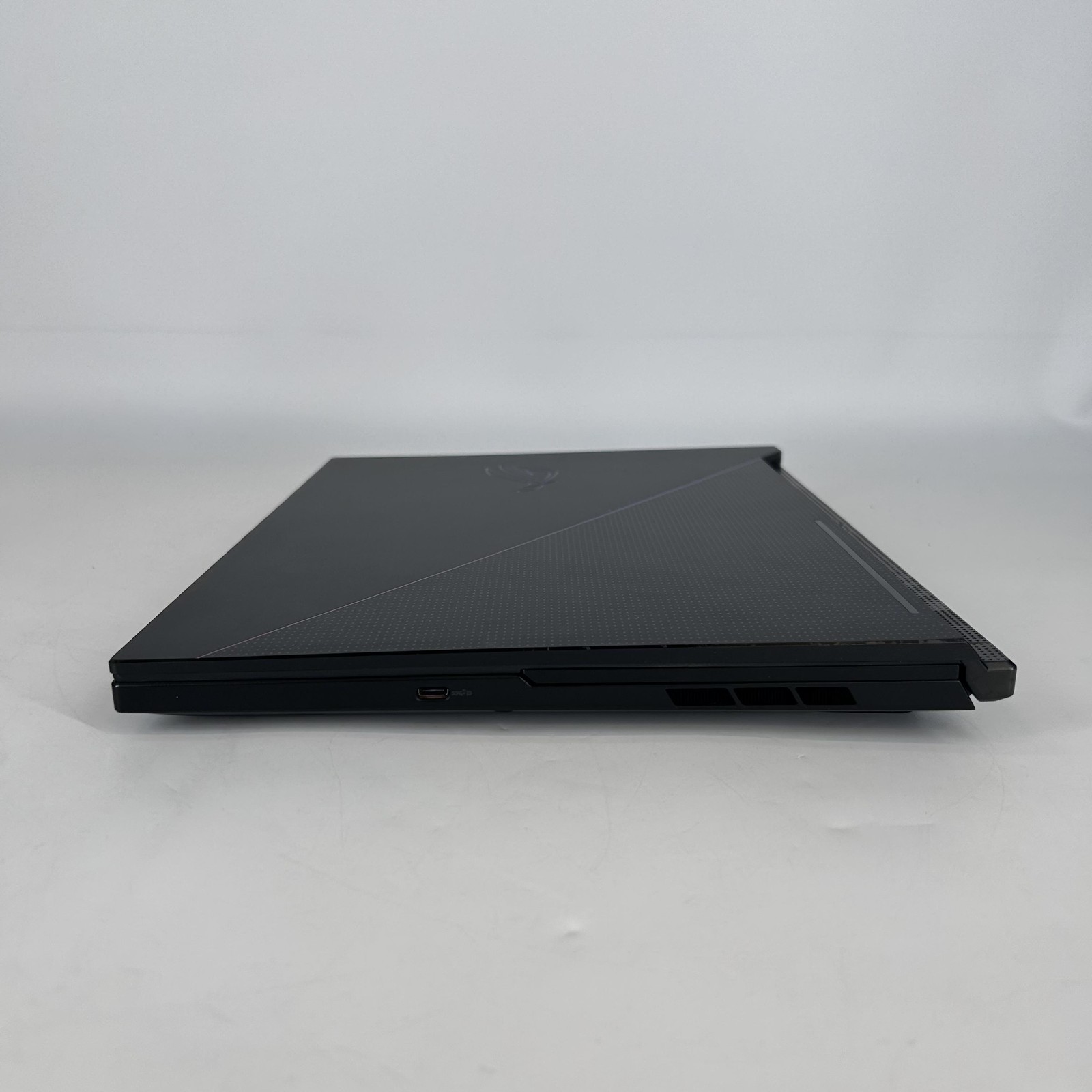 Asus ROG Zephyrus Duo 16 GX650 240Hz 2K TOUCH Ryzen 9 7945HX 32GB 1TB RTX 4090