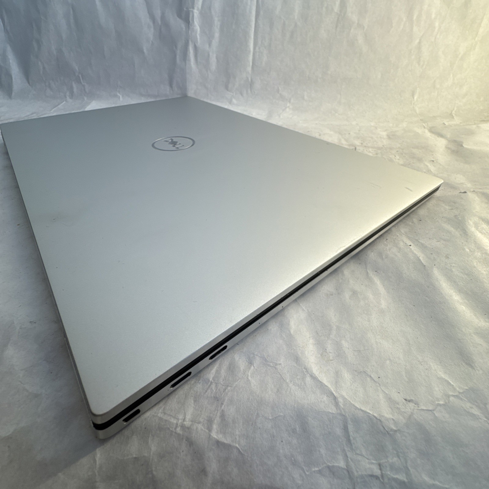 Dell XPS 15 9510 15” Intel Core i5-11400H @2.70GHz 16GB RAM 512GB SSD W11P
