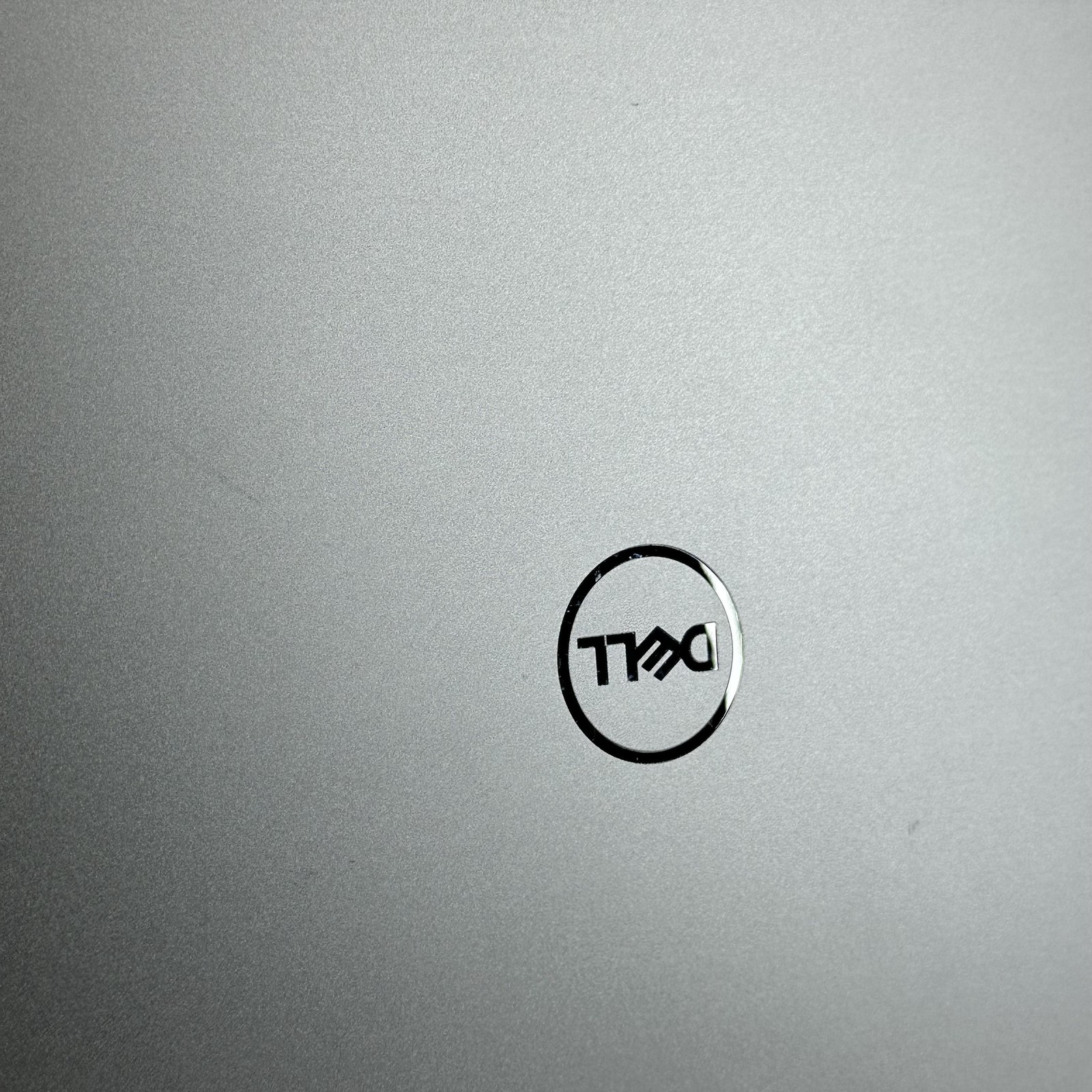 Dell Latitude 7450 14 Gray QHD+ 3.8 GHz Ultra 7 165H 32GB 256GB SSD Very Good