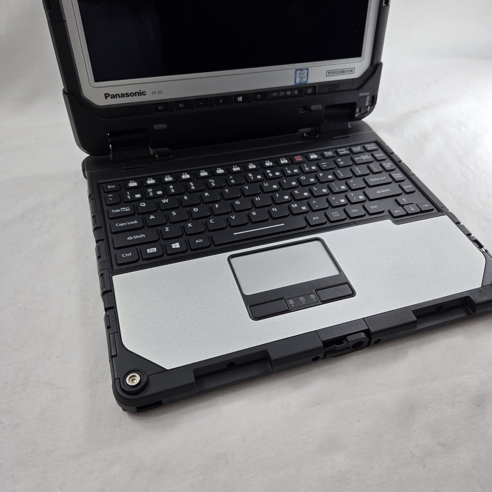 Panasonic Toughbook CF-33 i5-7300U 2.60GHz 256GB SSD 8GB Ram 4G – GPS – Grade B+