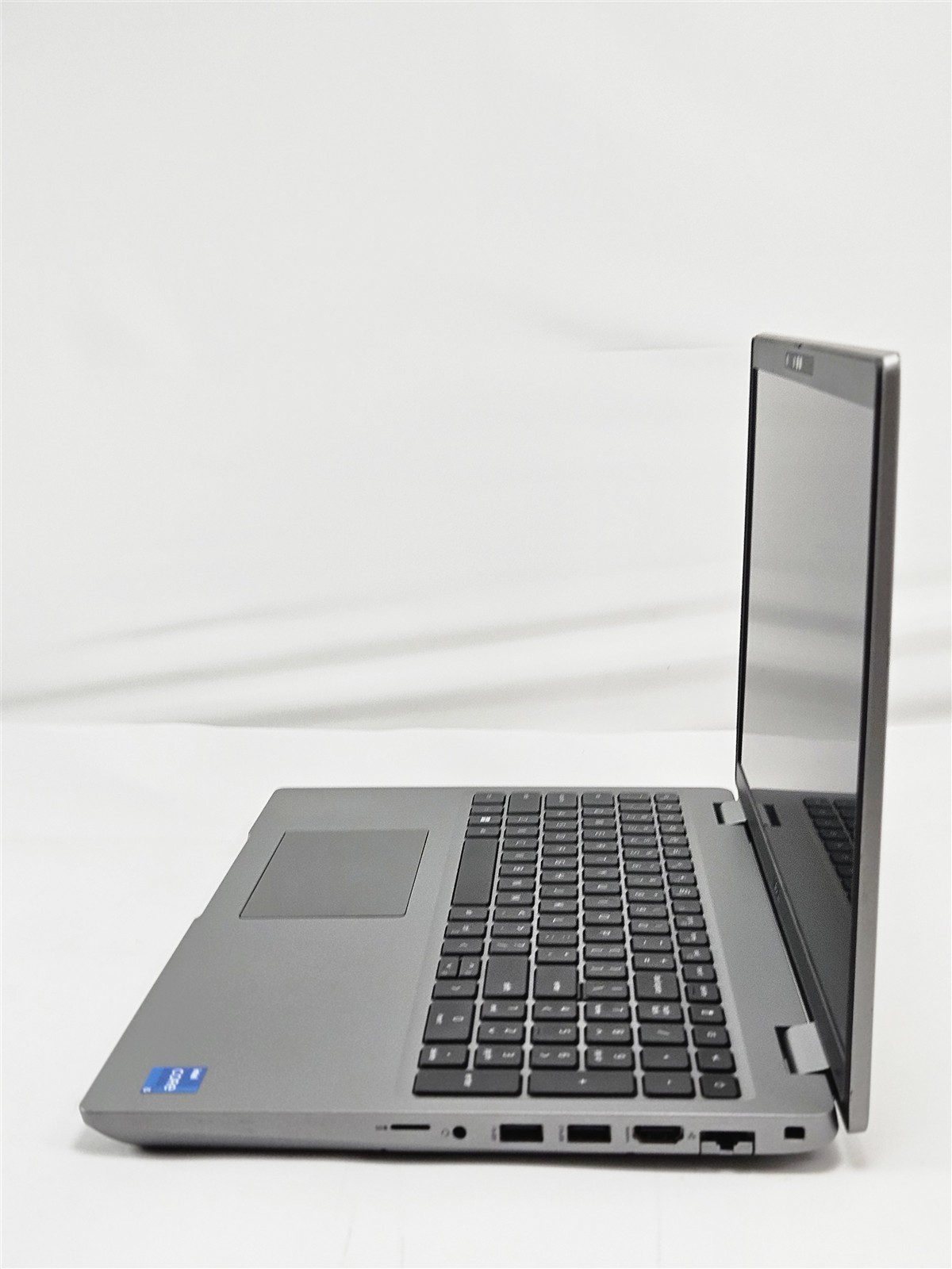 Dell 15.6″ Precision 3571 Intel Core i5-12600H 16GB RAM 256GB SSD FHD T600 Gray
