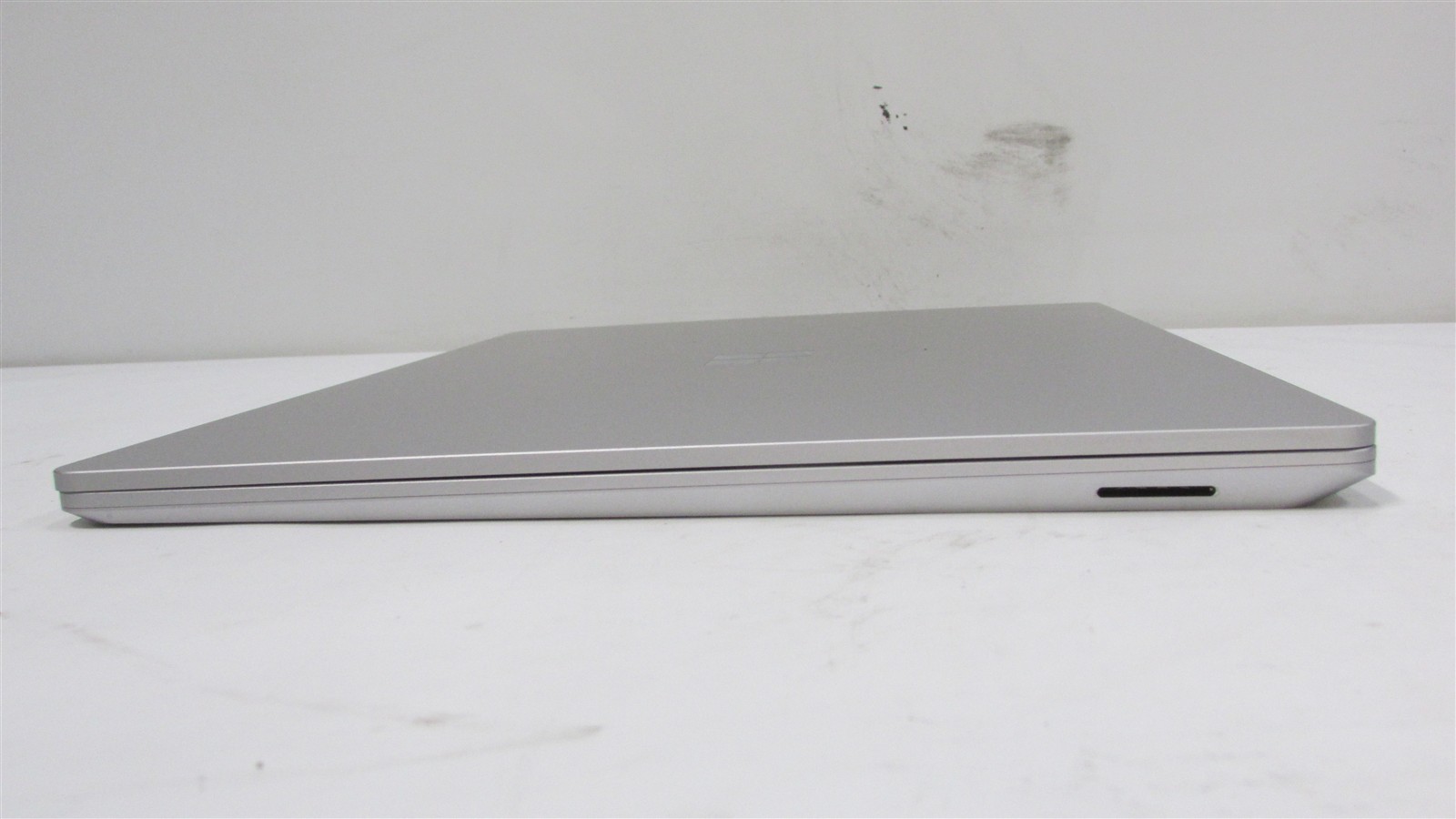Microsoft Surface Laptop 4 1979 i7-1185G7 3.0GHz 16GB RAM 256GB 15″ W11Pro DENT