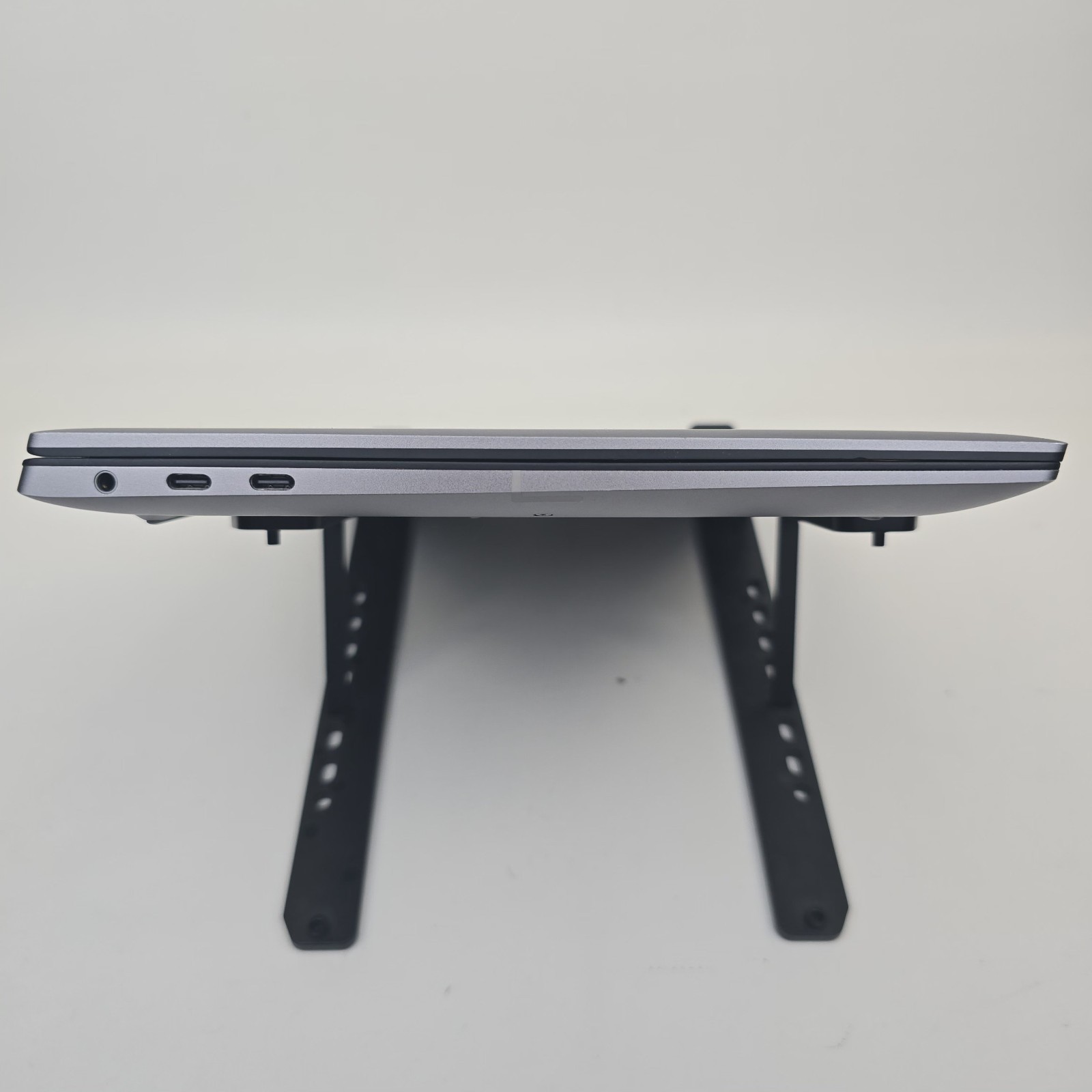 Dell Precision 5490 FHD+ Ultra 7 165H 64GB 512 RTX 2000 Ada 8GB NO OS/AC