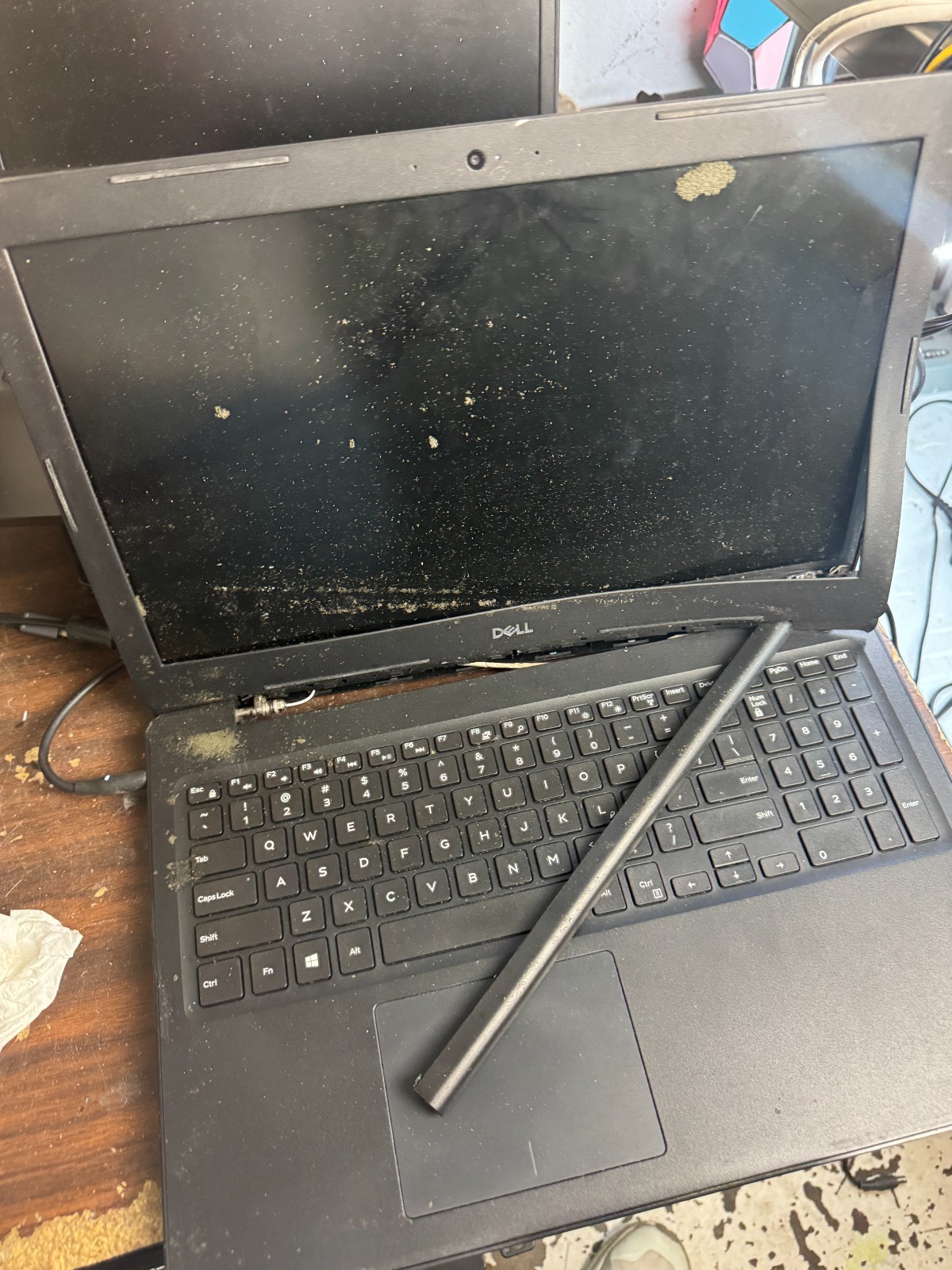 Dell Latitude 3590 Core I5 8th Gen Laptop for Parts/Repair # 5613