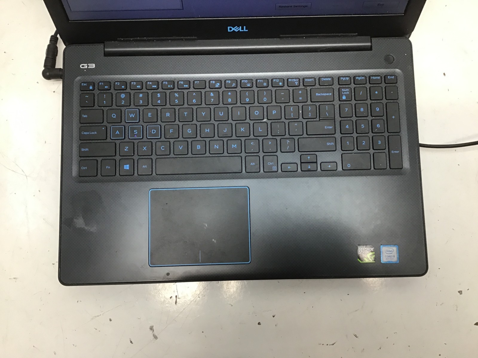 Dell G3 3579 Intel Core i5-8300H 2.3GHz 8GB NO HDD Nvidia GeForce GTX 1050