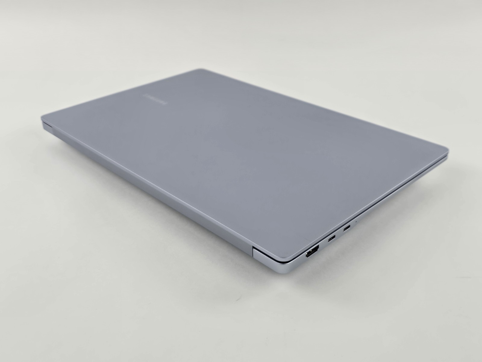 Samsung Galaxy Book4 Edge 15.6″ FHD Laptop Snapdragon X Plus 16GB RAM 512GB SSD