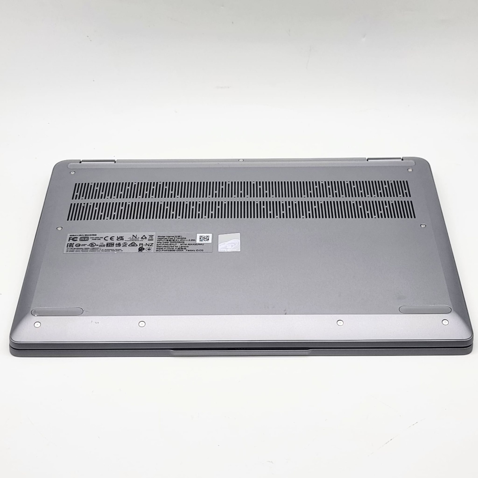 Lenovo IdeaPad Flex 5 14ABR8 Ryzen 5 5625U 8GB 512GB 2-in-1 Laptop