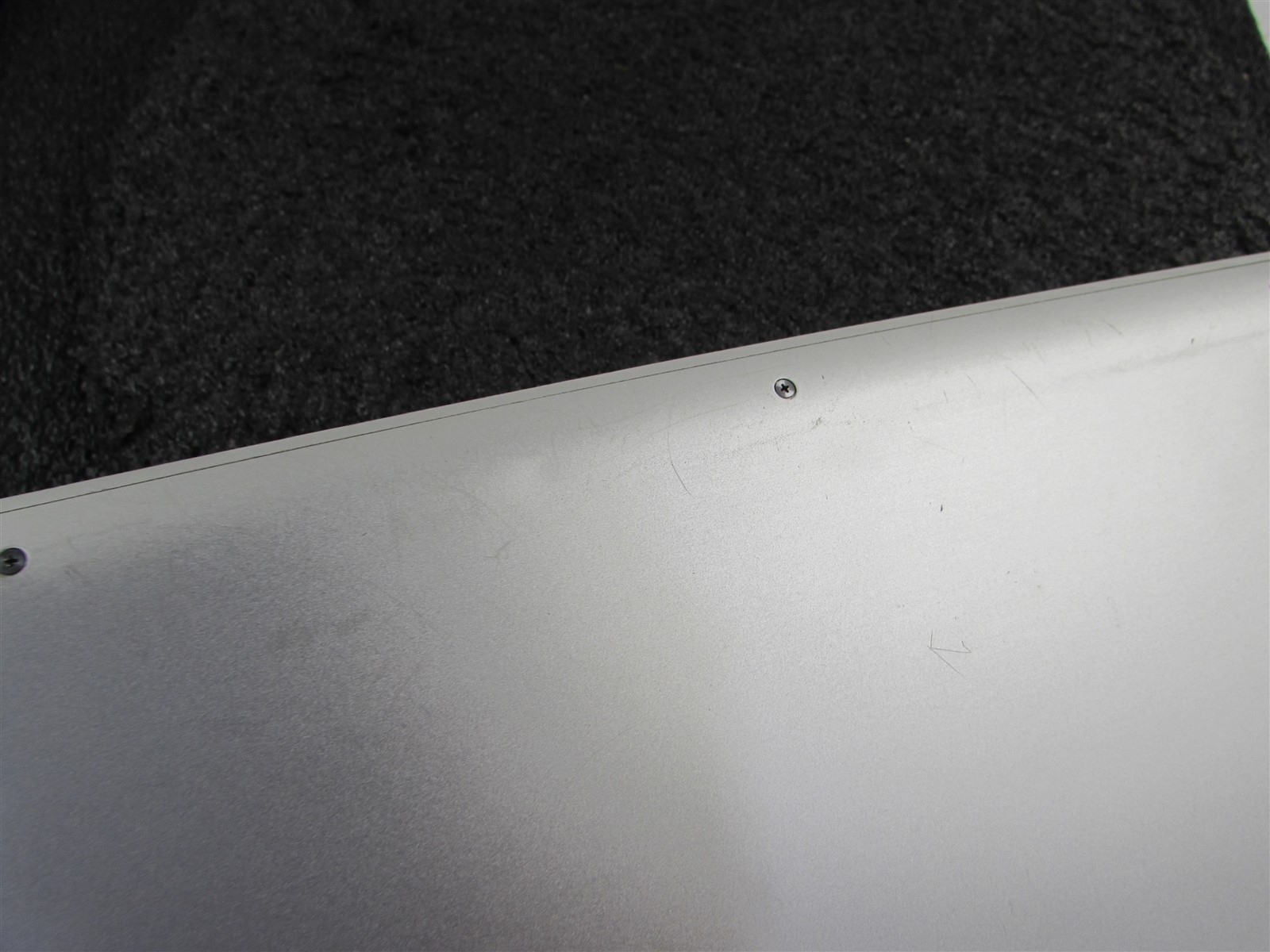 APPLE MACBOOK PRO A1286 CORE I5-520M NO HDD 4GB RAM NVIDIA GT 330M NO O.S/BATT