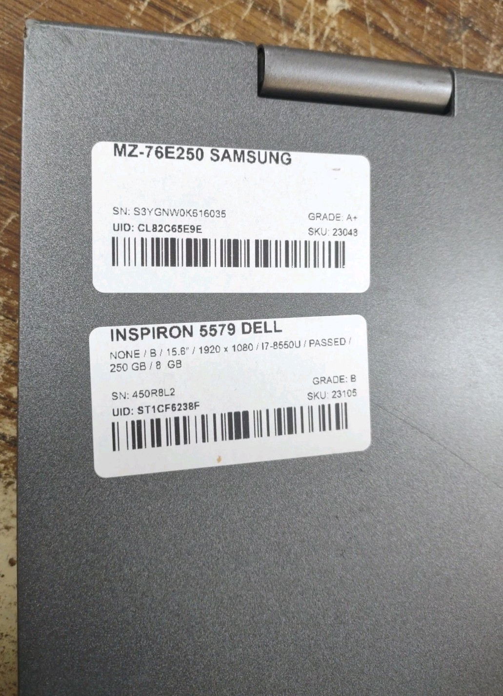 DELL INSPIRON 15 5579 2N1 TOUCH W/ i7-8550U 1.8GHz, 8GB RAM, 250GB HDD
