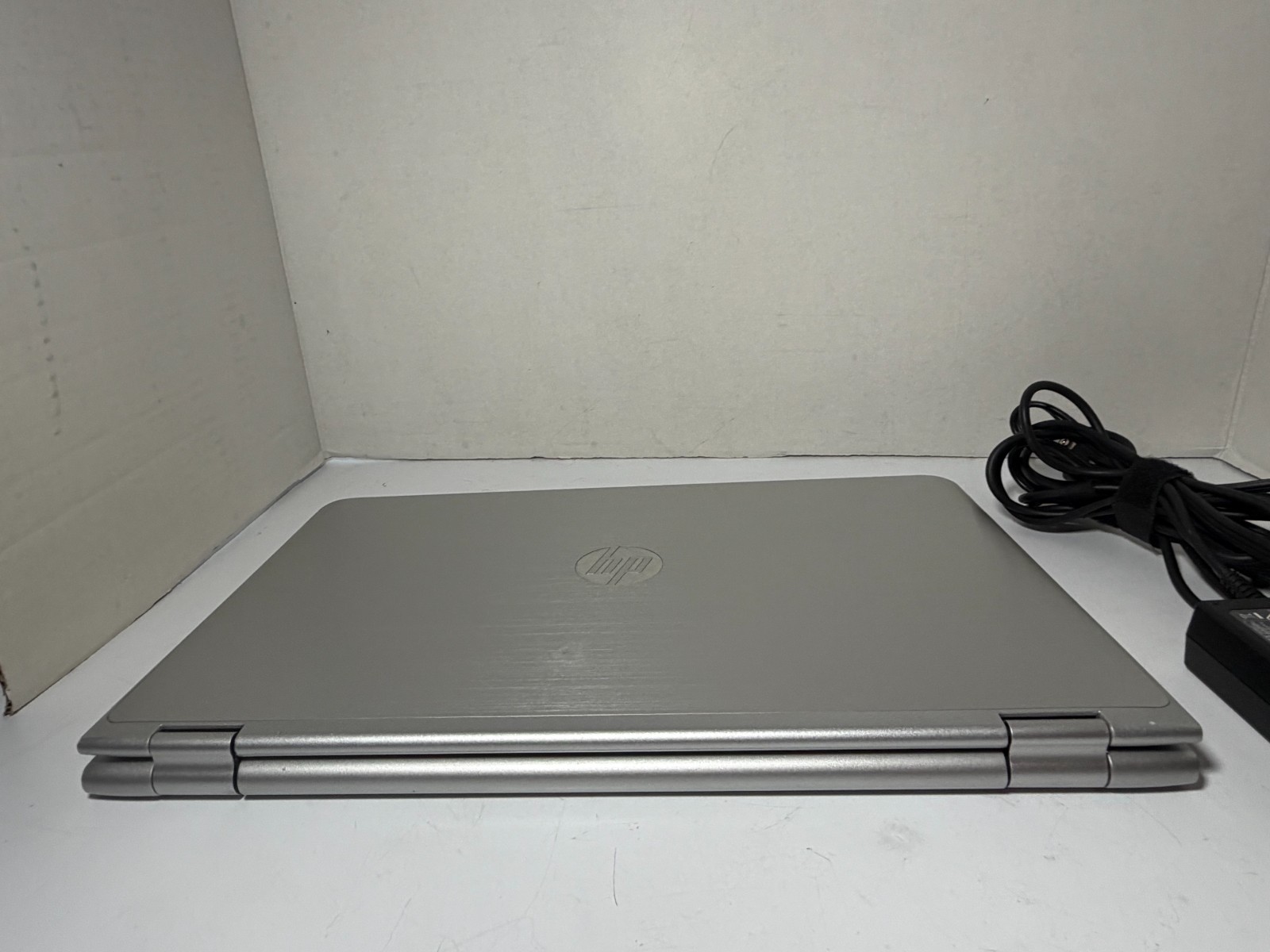 HP Envy x360 M6 2-in-1 TOUCH 15.6″ i7-6500u 8GB 256GB SSD- M6-W105dx- READ!!!