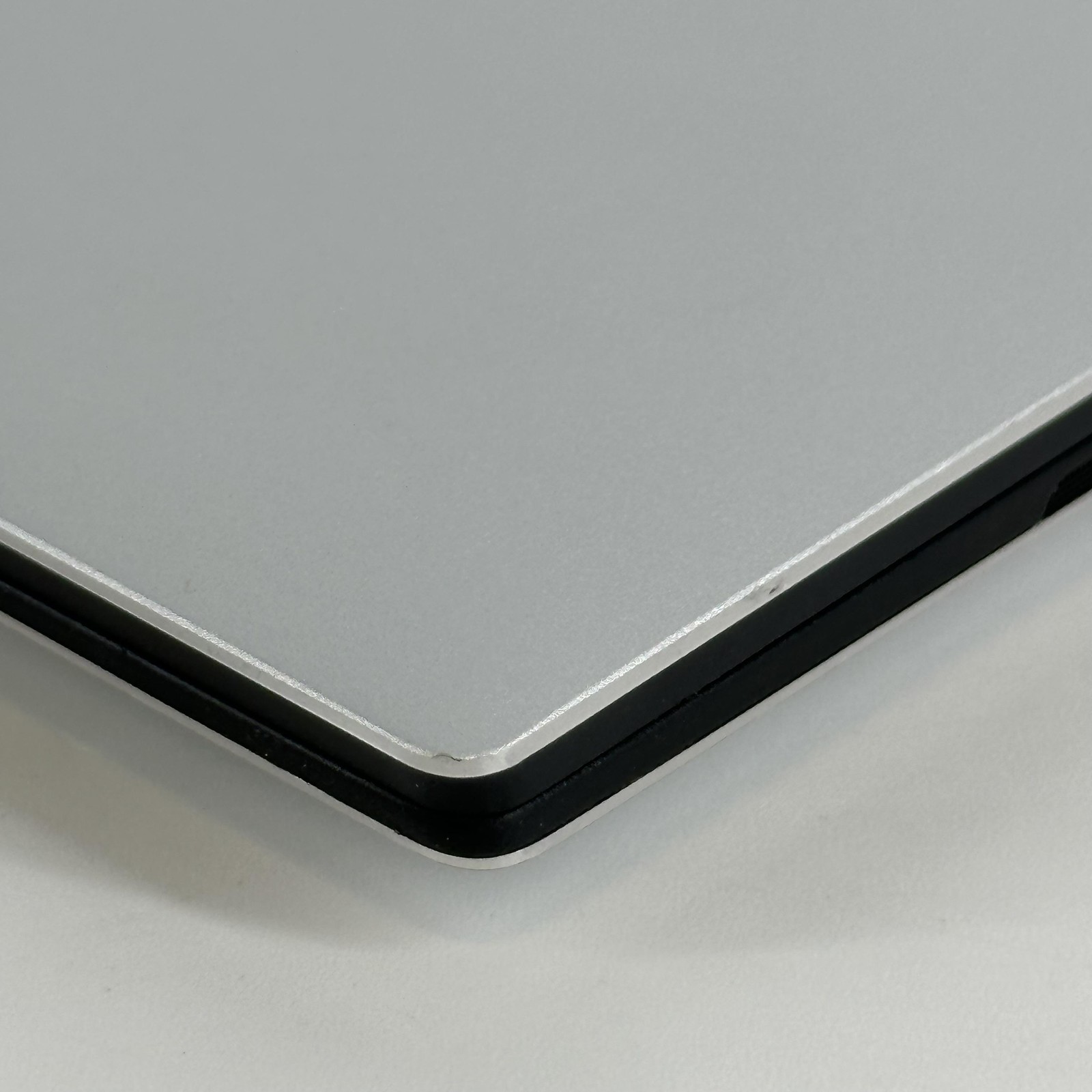 Dell XPS 13 9305 Silver FHD i7-1165G7 2.80GHz 16GB 512GB SSD Bilingual Keyboard