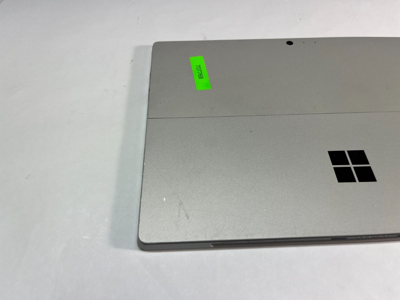 Microsoft Surface Pro 4 (1724) M3-6Y30 4GB RAM, 128GB SSD, WIN PRO 11 LOT OF 3