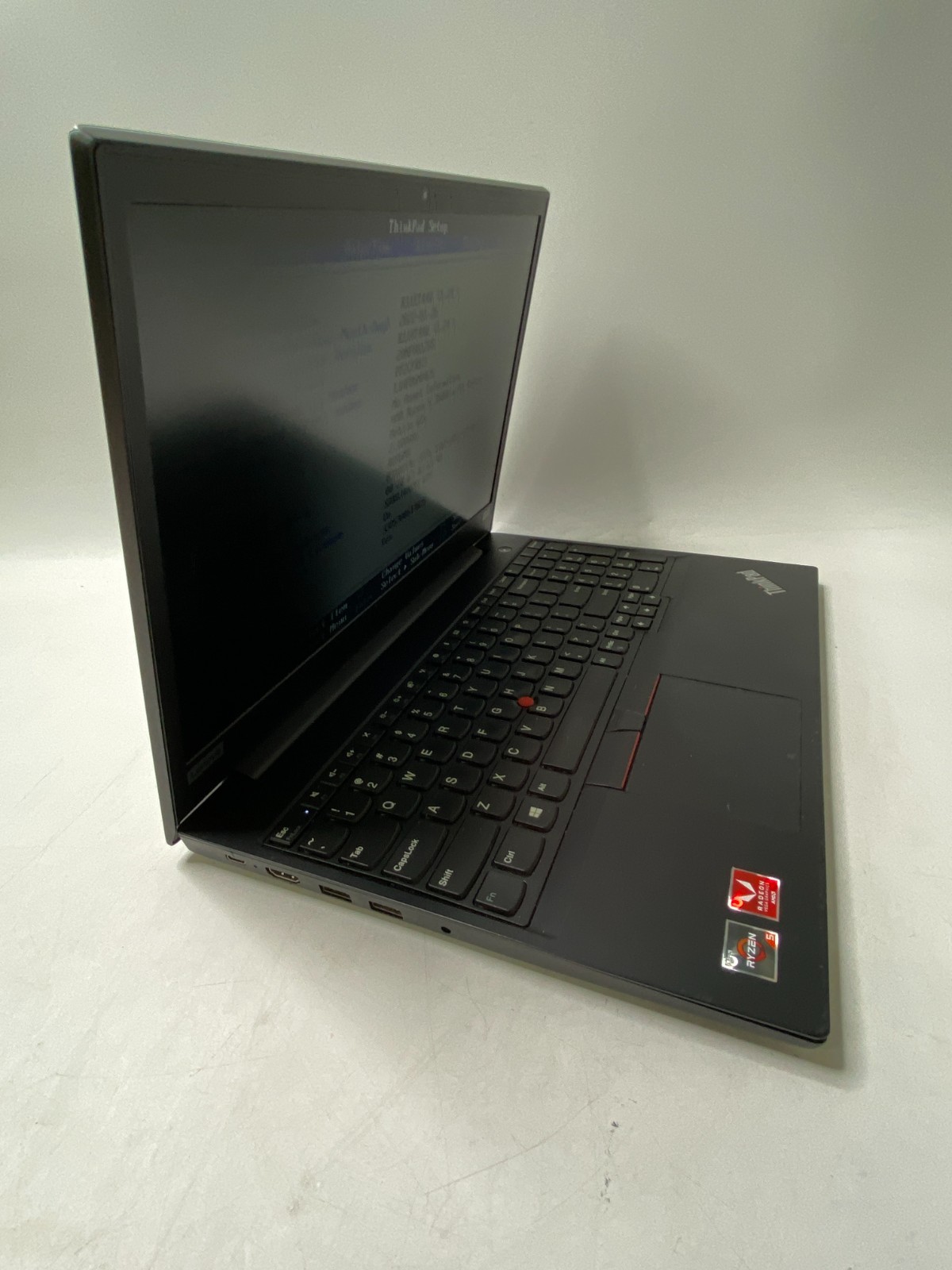 Lenovo ThinkPad E595 Ryzen 5 3500U 4GB DDR4 No OS/SSD – Damaged Screen – PARTS