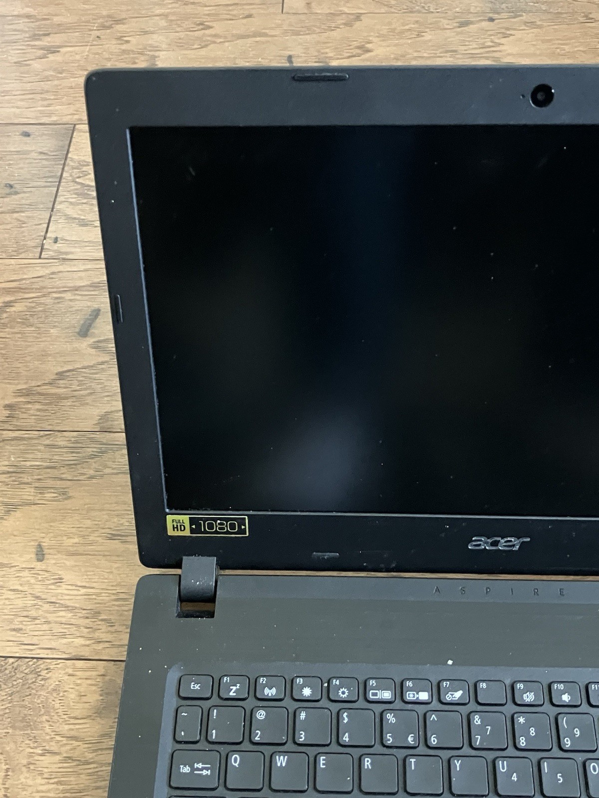 Acer Aspire 1 – 14″ / 64 GB /Celeron N4020 / 4 GB DDR4 Memory/ Black w/charger