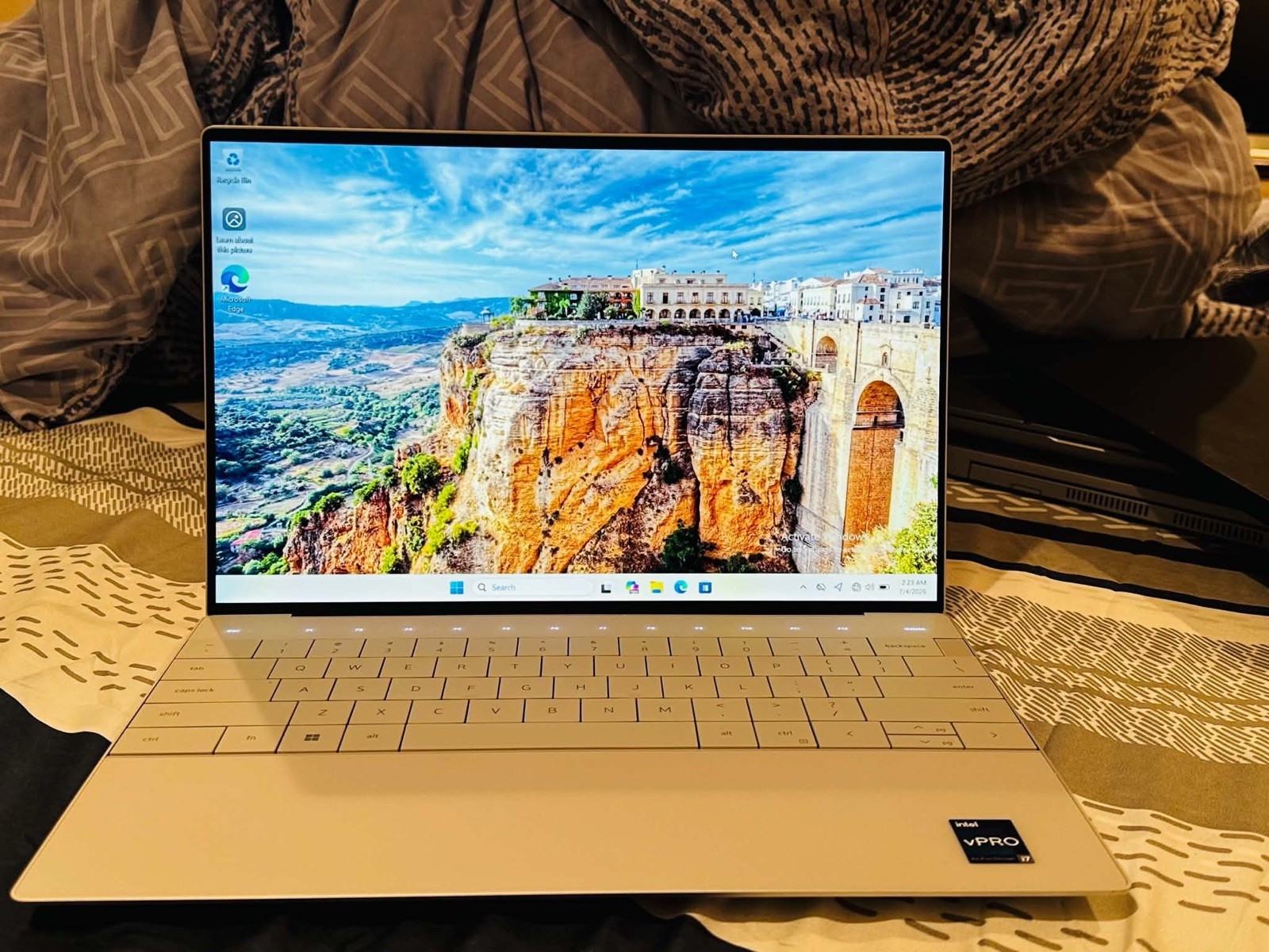 Dell XPS 9320 13in i7-1370P 16GB 512GB SSD Iris Xe Win11 Pro