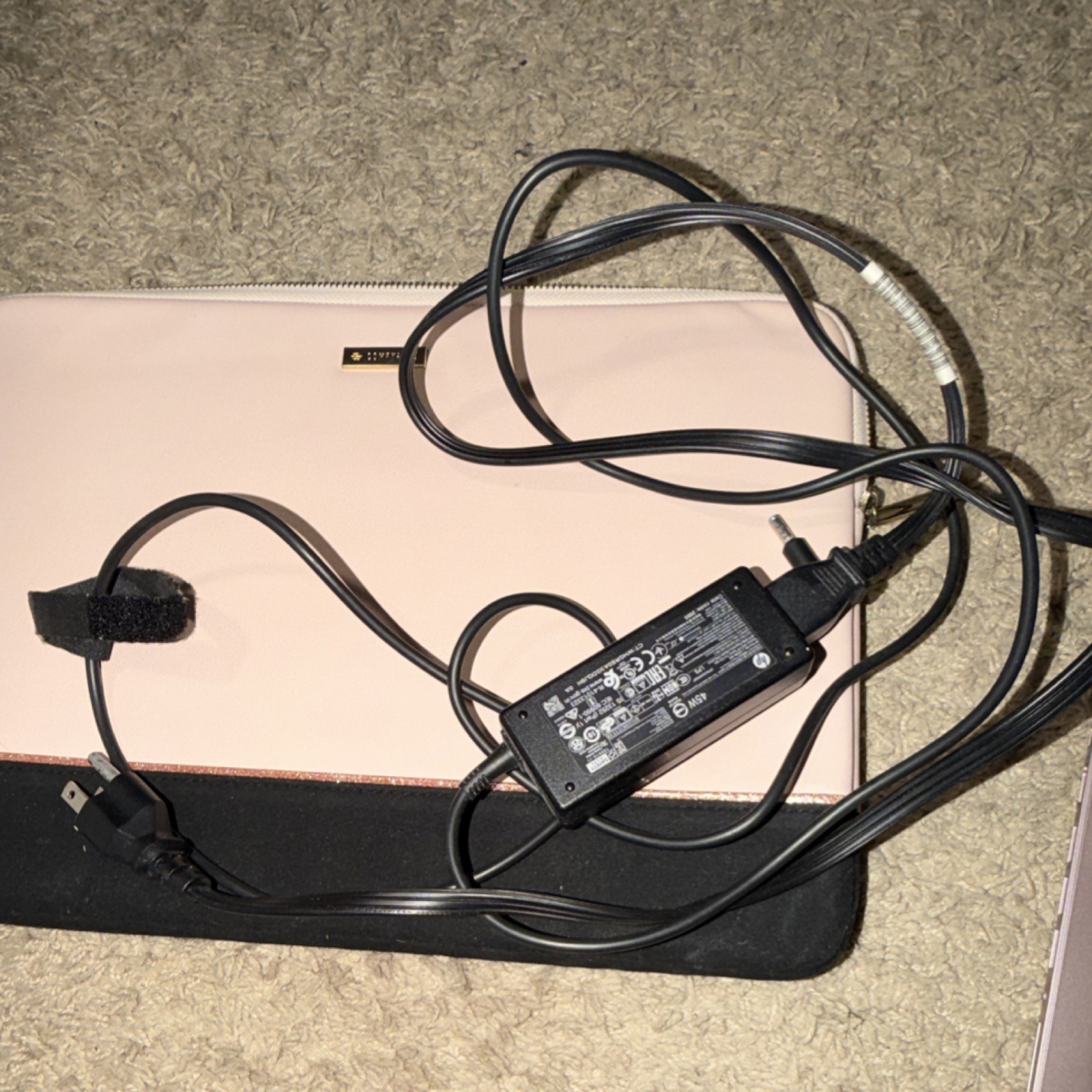 HP Stream 14″ Pink Laptop, Charger & Case, Webcam, Wi-Fi, USB, Casual Use
