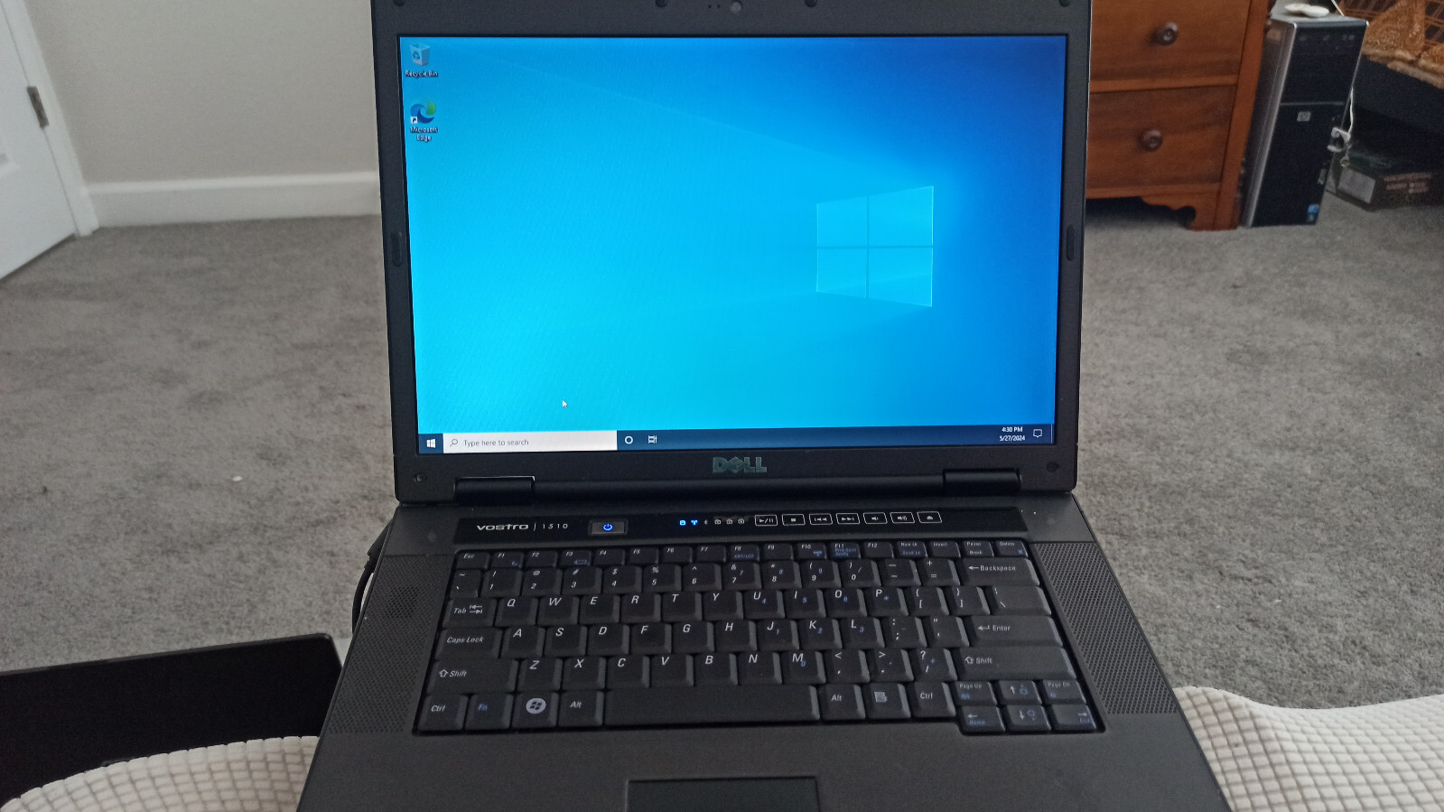 Dell Vostro 1510 lot of three 15.4″ Intel Core 2 Duo 2.0GHz 4GB RAM 700GB HDD