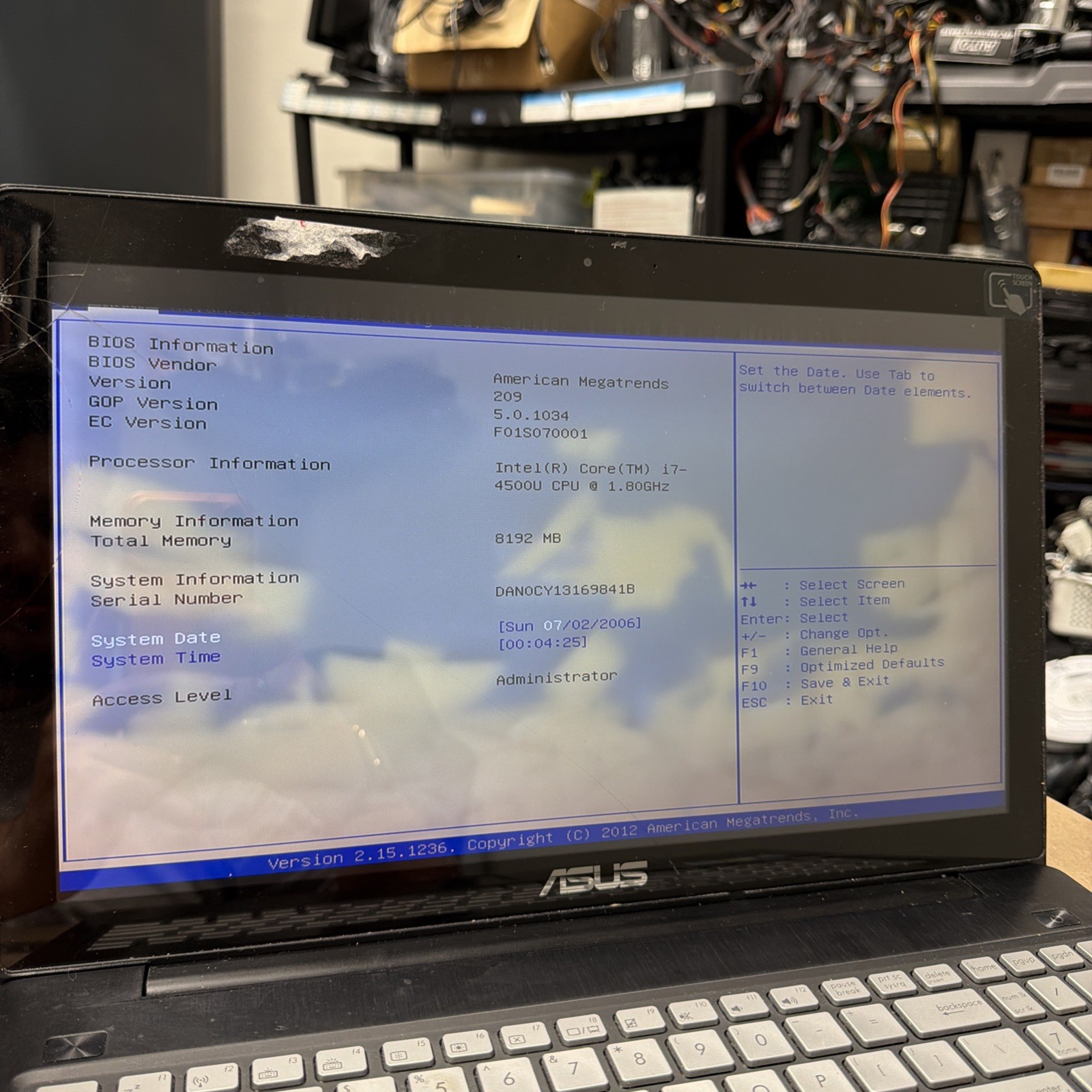 *BROKEN SCREEN Asus Notebook Q550L – 15.6″ FHD Touch i7-4500U 8GB RAM NO HD/OS