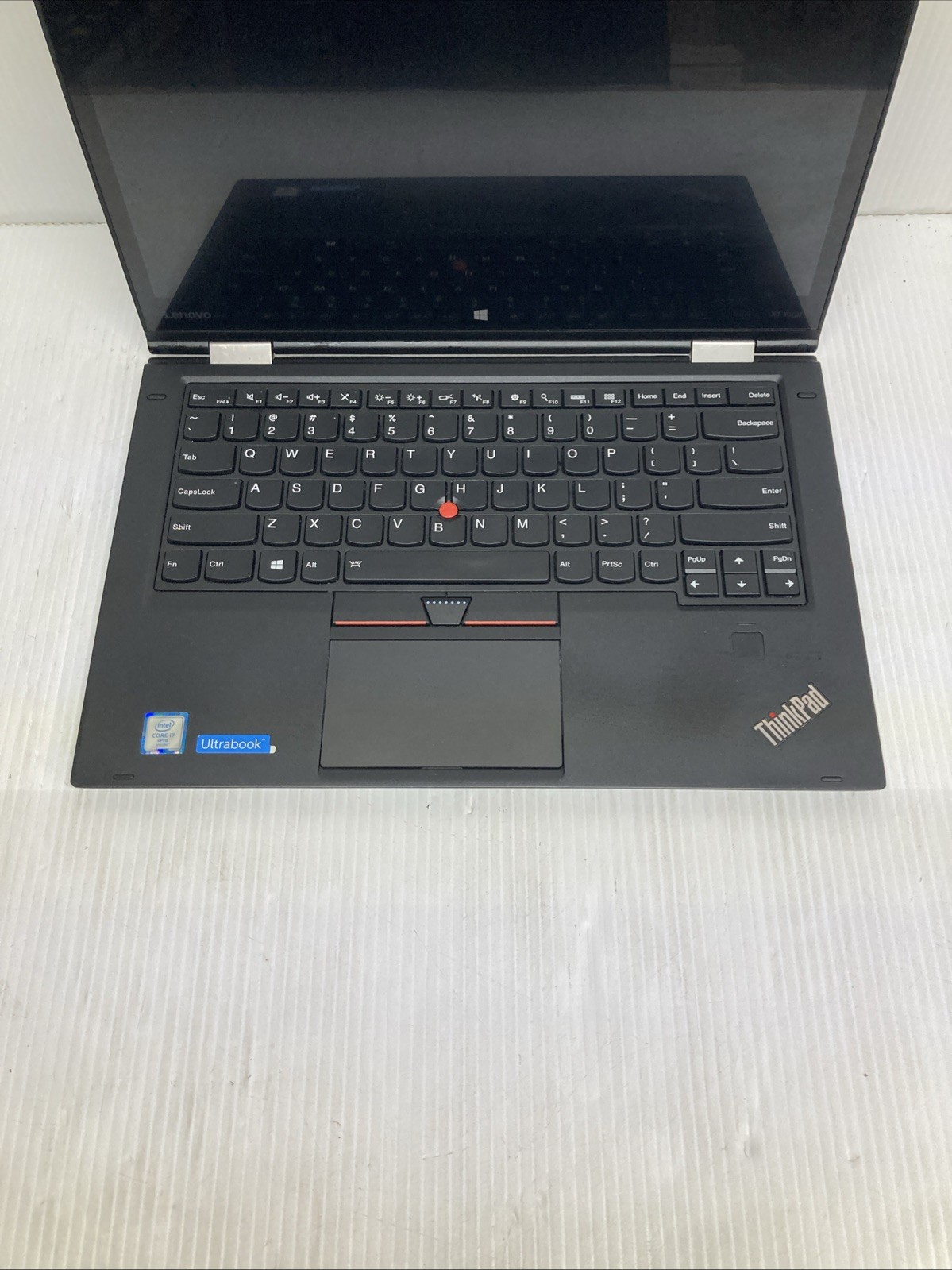 Lenovo ThinkPad X1 Yoga Gen 1 FHD i7-6600U 2.60GHz 16GB no HDD Boot to BIOS