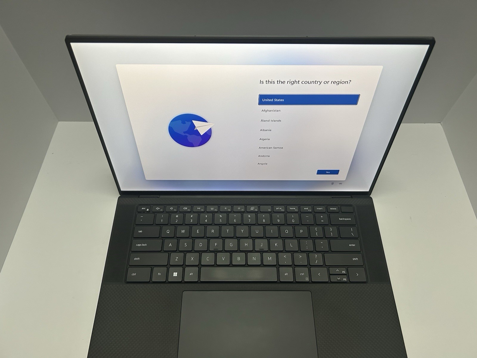 Dell Precision 5570, (Intel Core i7-12800H@2.4GHz, 32GB RAM, 512GB SSD) W11 Pro