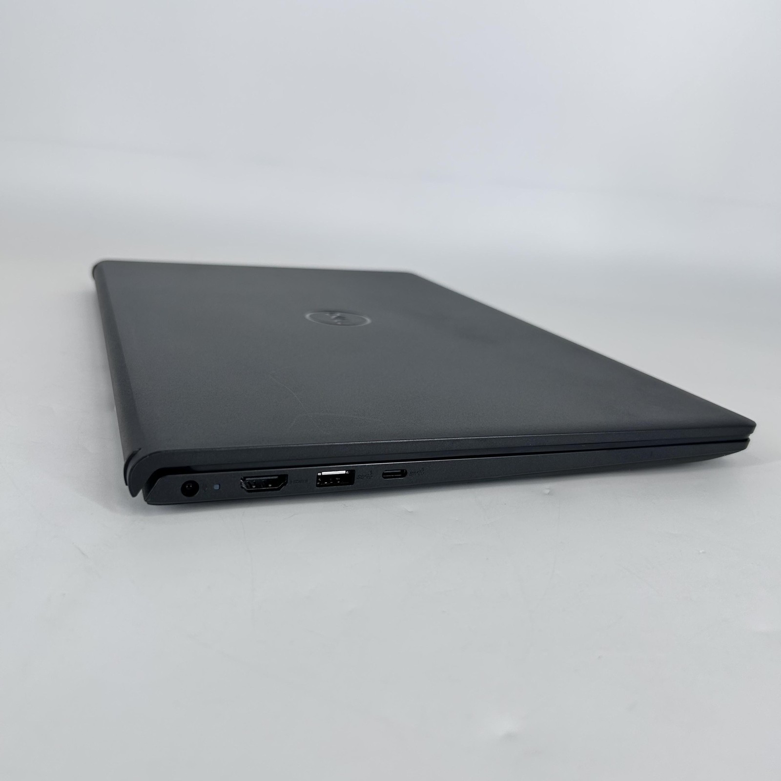 Dell 15 DC15255 Carbon Black FHD 2.0 GHz Ryzen 7 7730U 16GB 1TB SSD Very Good