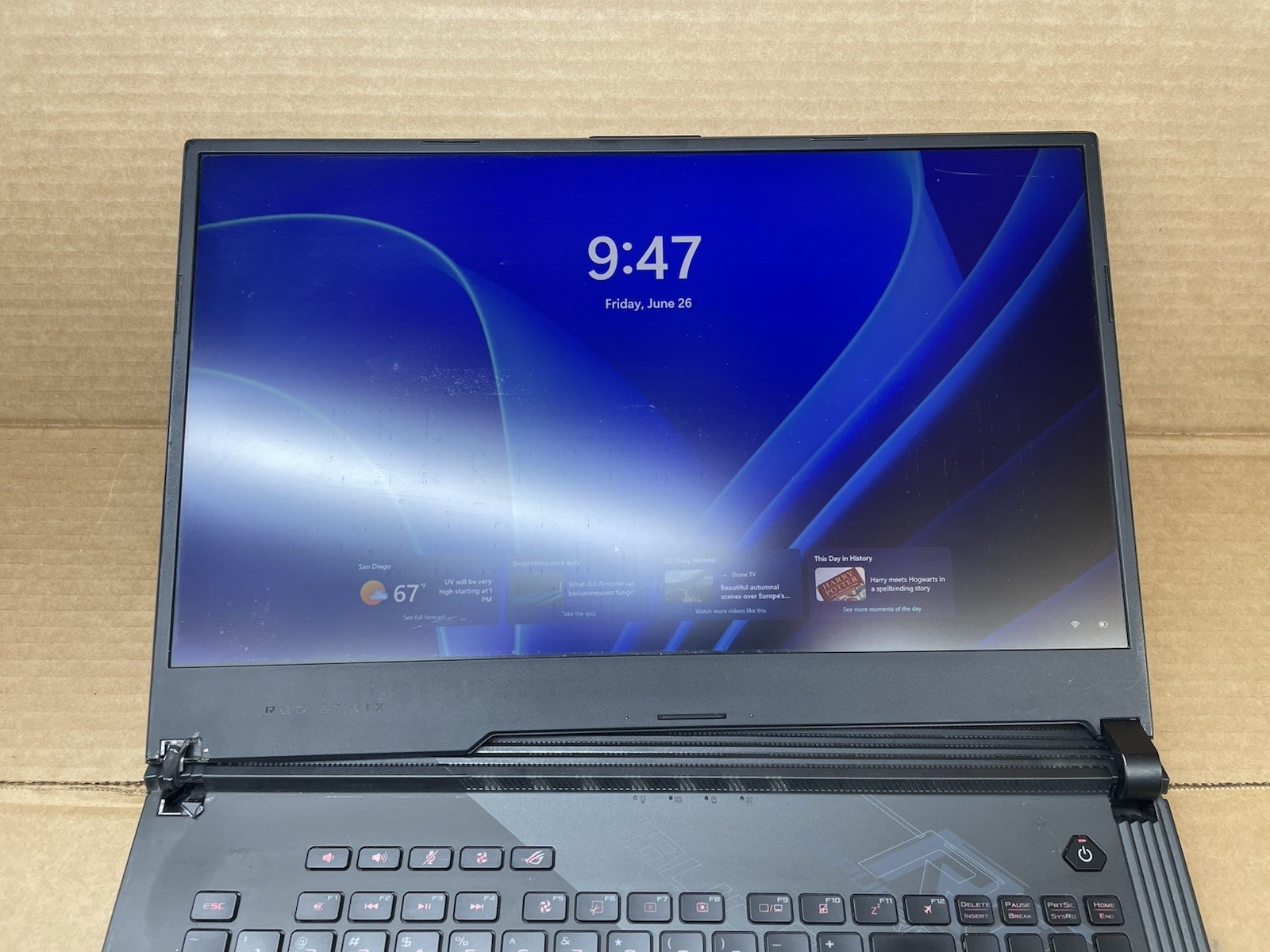 ASUS ROG Strix G732L, i7-10875H @ 2.30GHz 16GB RAM 1TB SSD RTX 2070S