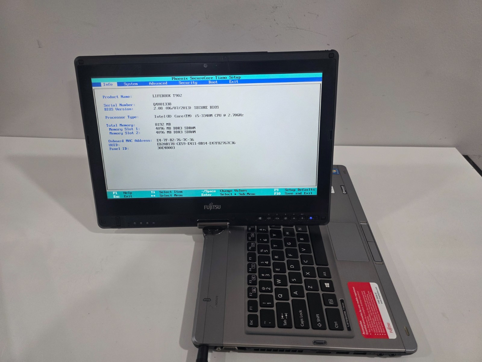 FUJITSU LIFEBOOK T902 Intel i5-3340M 8GB Touch Webcam Bluetooth