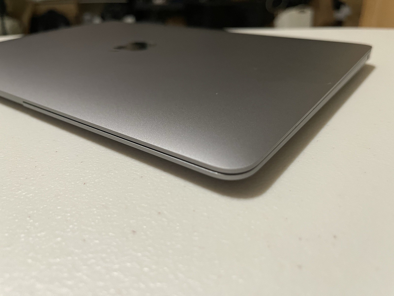 Apple A2179 MacBook Air 13″ 2020 Intel i5-1030NG 8GB LPDDR4 256GB SSD CC