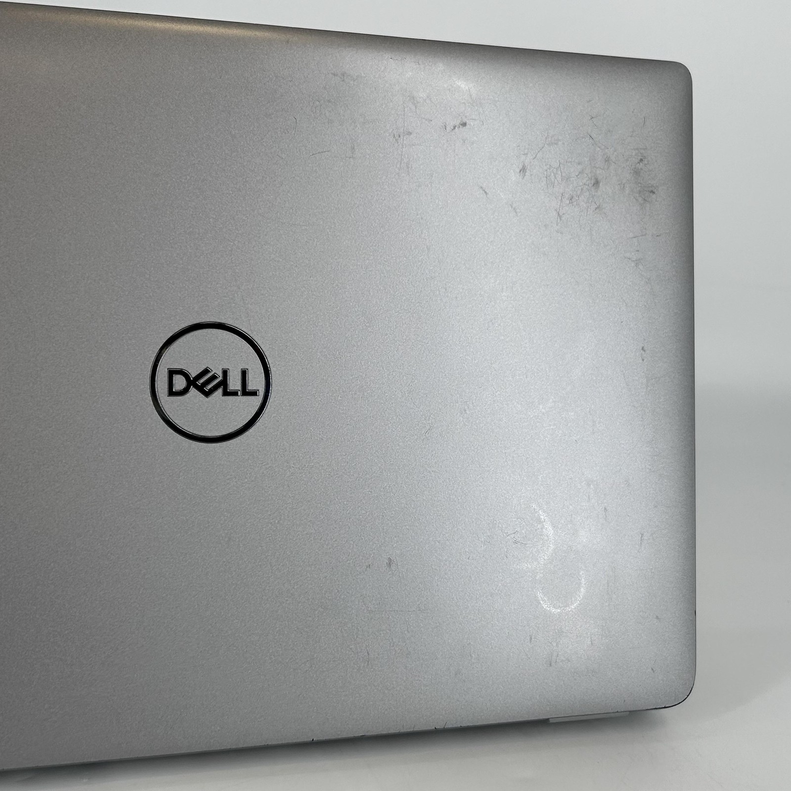 Dell Latitude 5450 14 FHD 1.7GHz Ultra 7 165U 16GB 512GB Water Damaged Screen