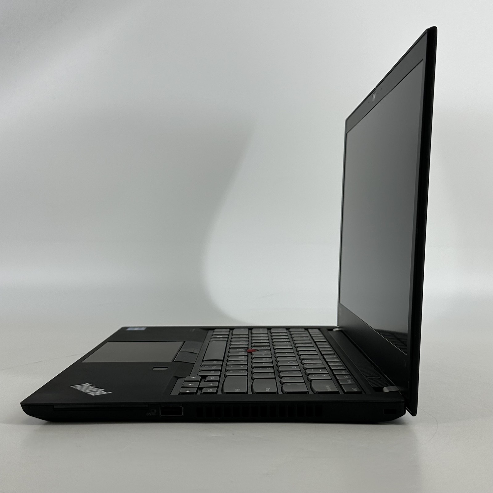 Lenovo ThinkPad T14 Gen 2 Black 4K i7-1065G7 1.30GHz 16GB 512GB SSD Very Good