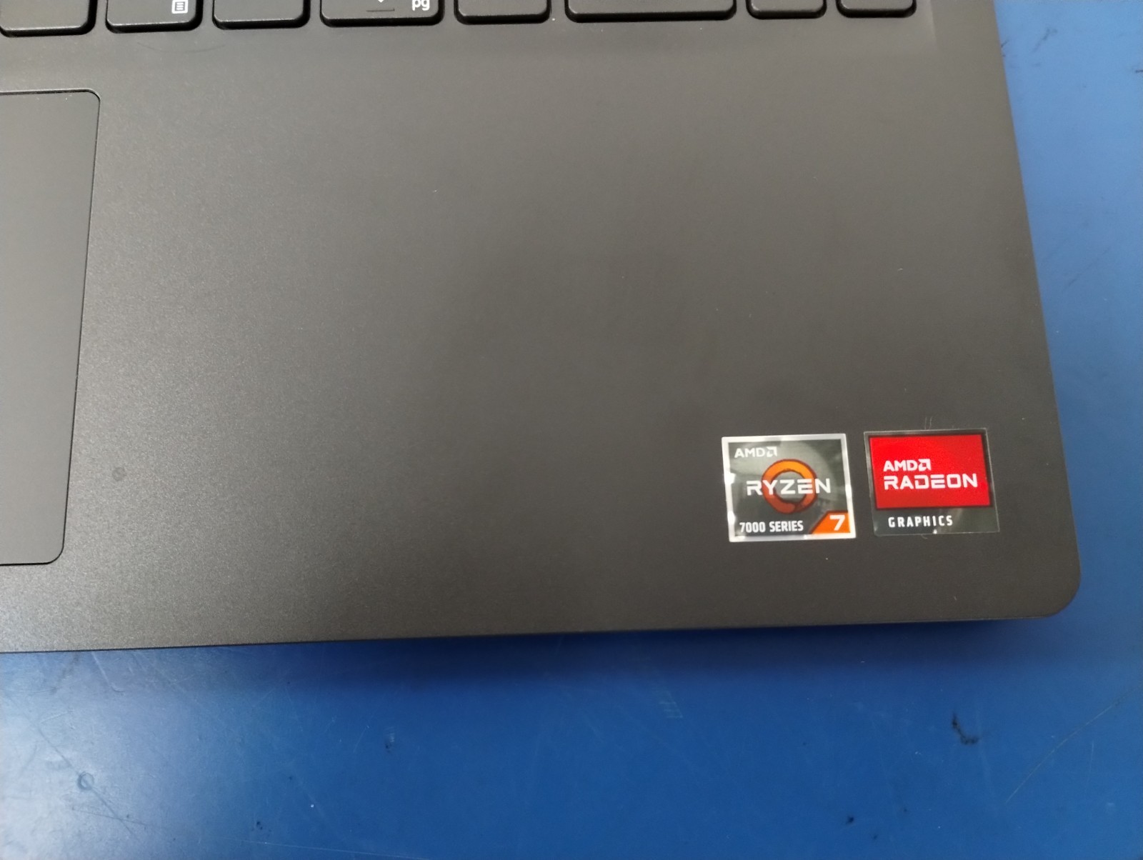 DELL 15 DC15255 G8MK9, AMD Ryzen 7 7730U, 2.00 GHz, 16 GB RAM, 512 GB NVMe SSD