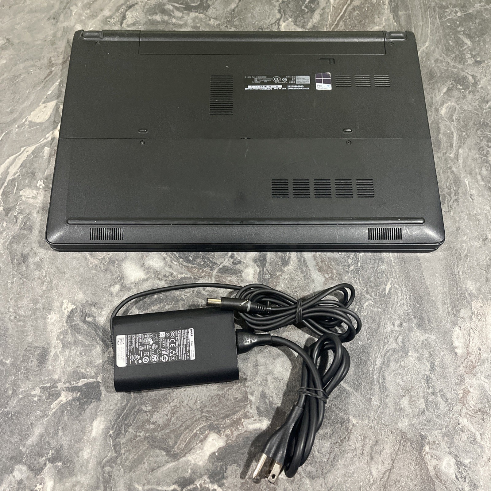 Dell Latitude 3560 15.6″ Laptop i3-5005U 2GHz 4 GB RAM 240GB SSD Win 11 Pro