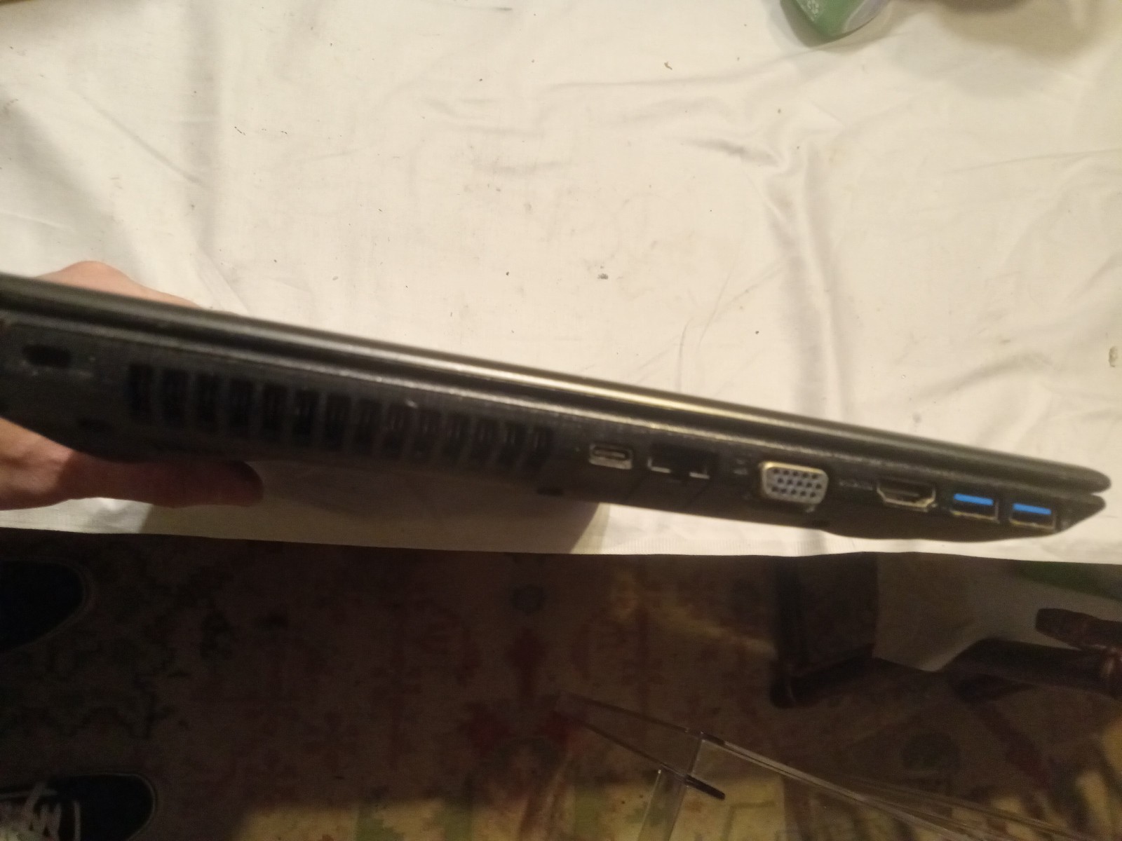 Acer Aspire ER-575G i5-7200U@3.1 GHz N16Q2 Geforce 940MX Needs Repair