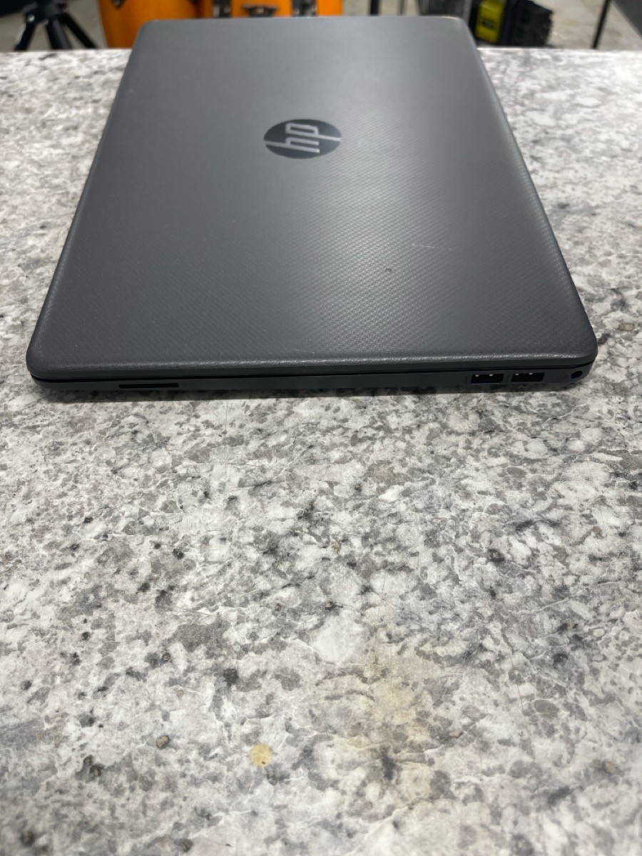HEWLETT PACKARD 255 G8 (PS5012811)